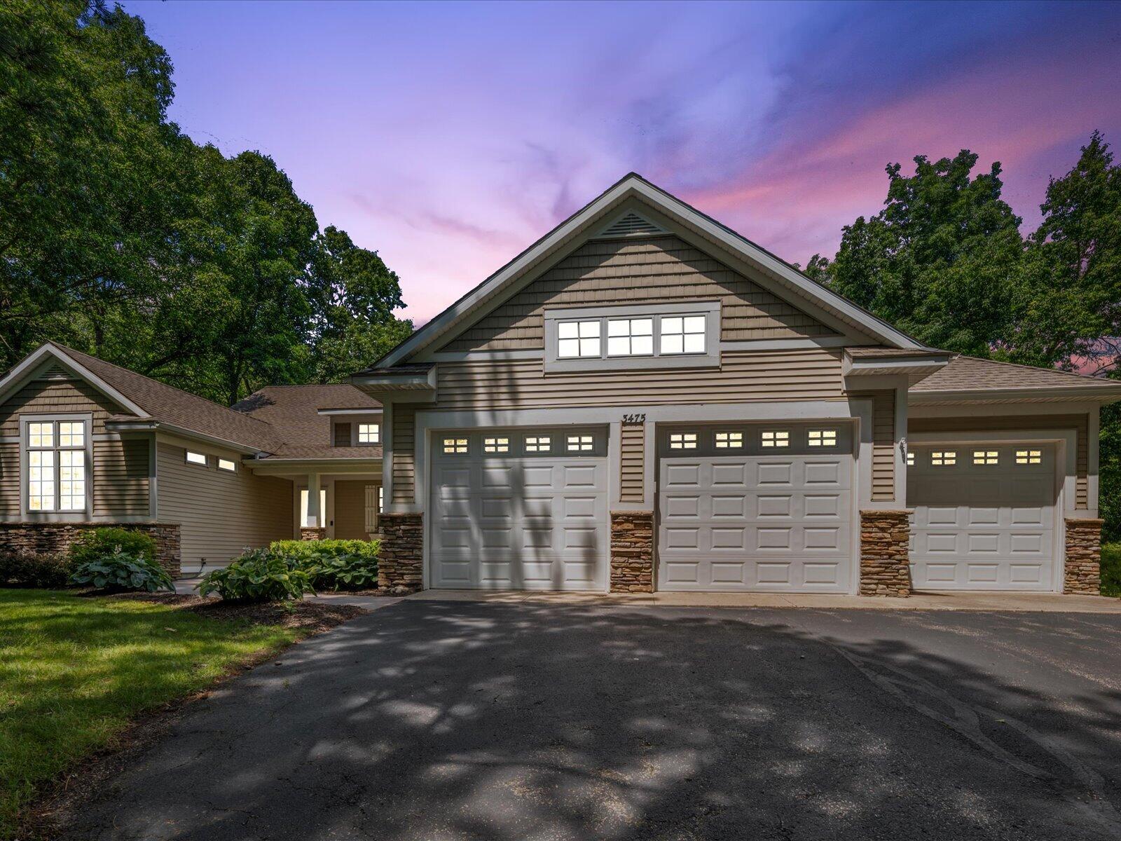3475 Trail West Drive NE Grand Rapids MI 49525