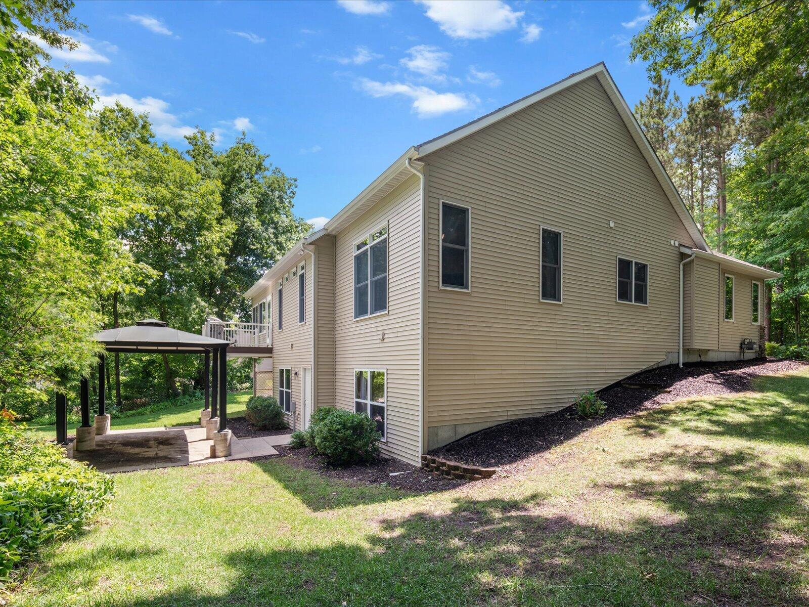3475 Trail West Drive NE Grand Rapids MI 49525