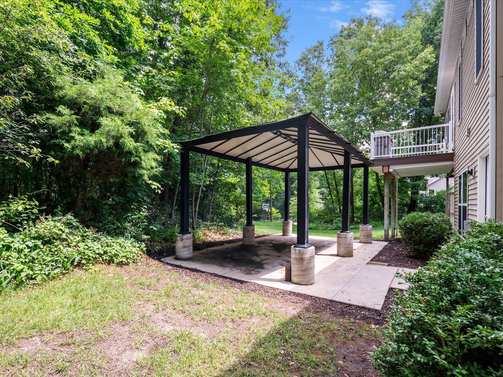 3475 Trail West Drive NE Grand Rapids MI 49525