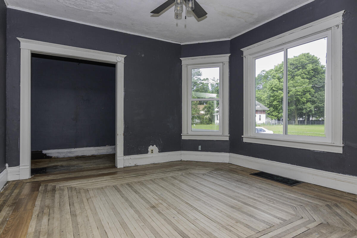 205 W Sherwood Street Decatur MI 49045