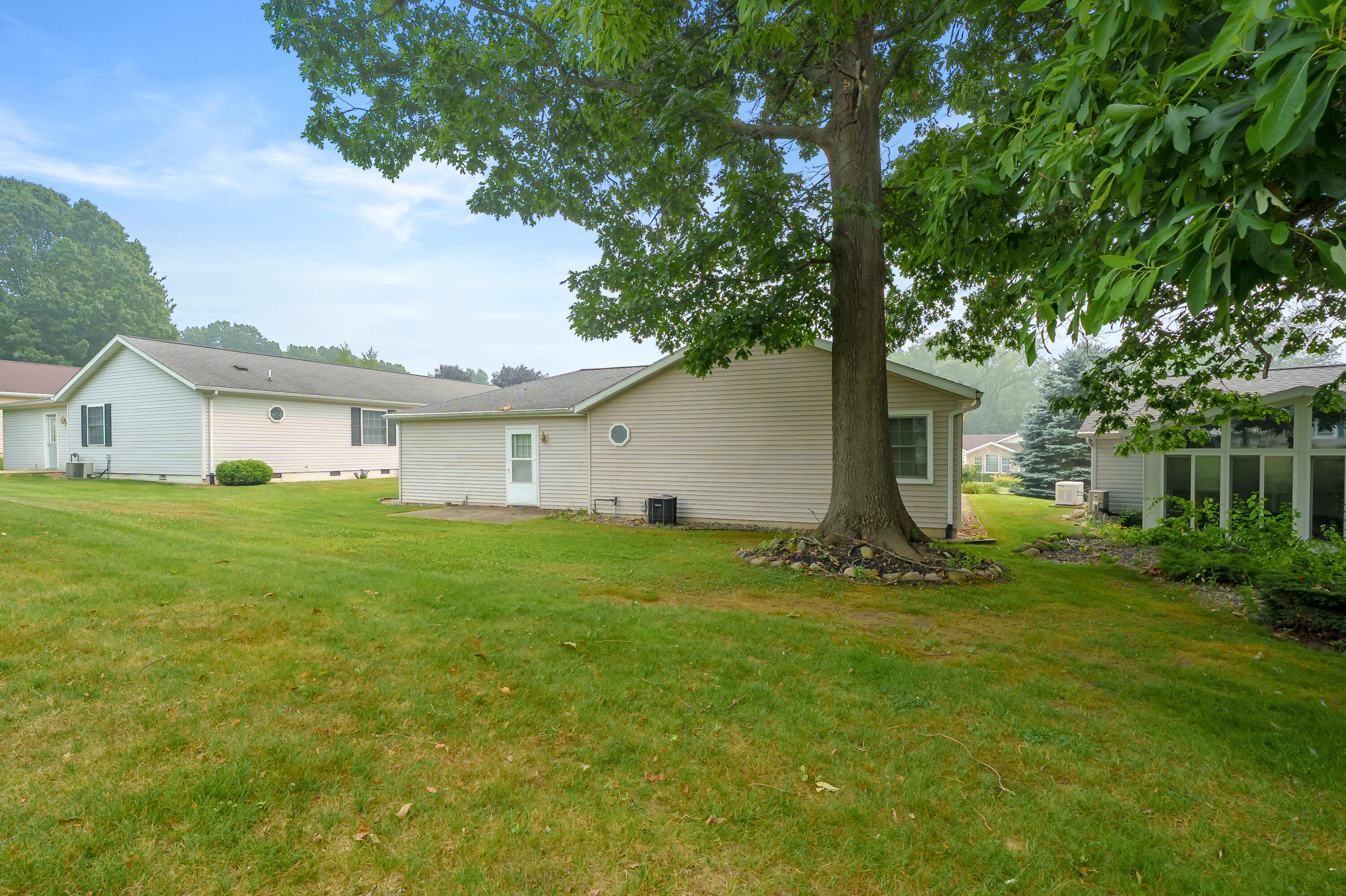 5289 Pine Arbor Ridge Kalamazoo MI 49004