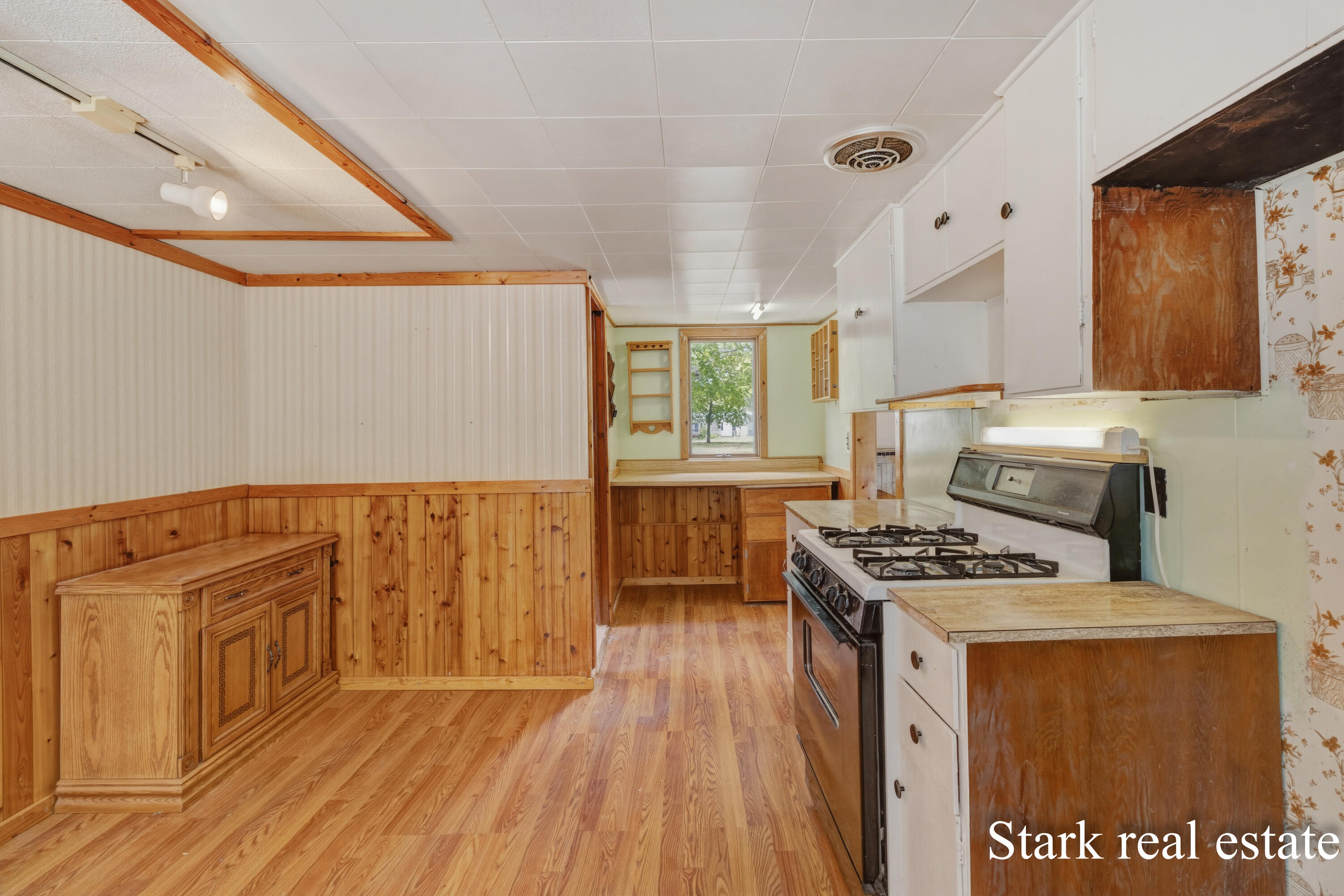 3137 Klug Street Muskegon MI 49444