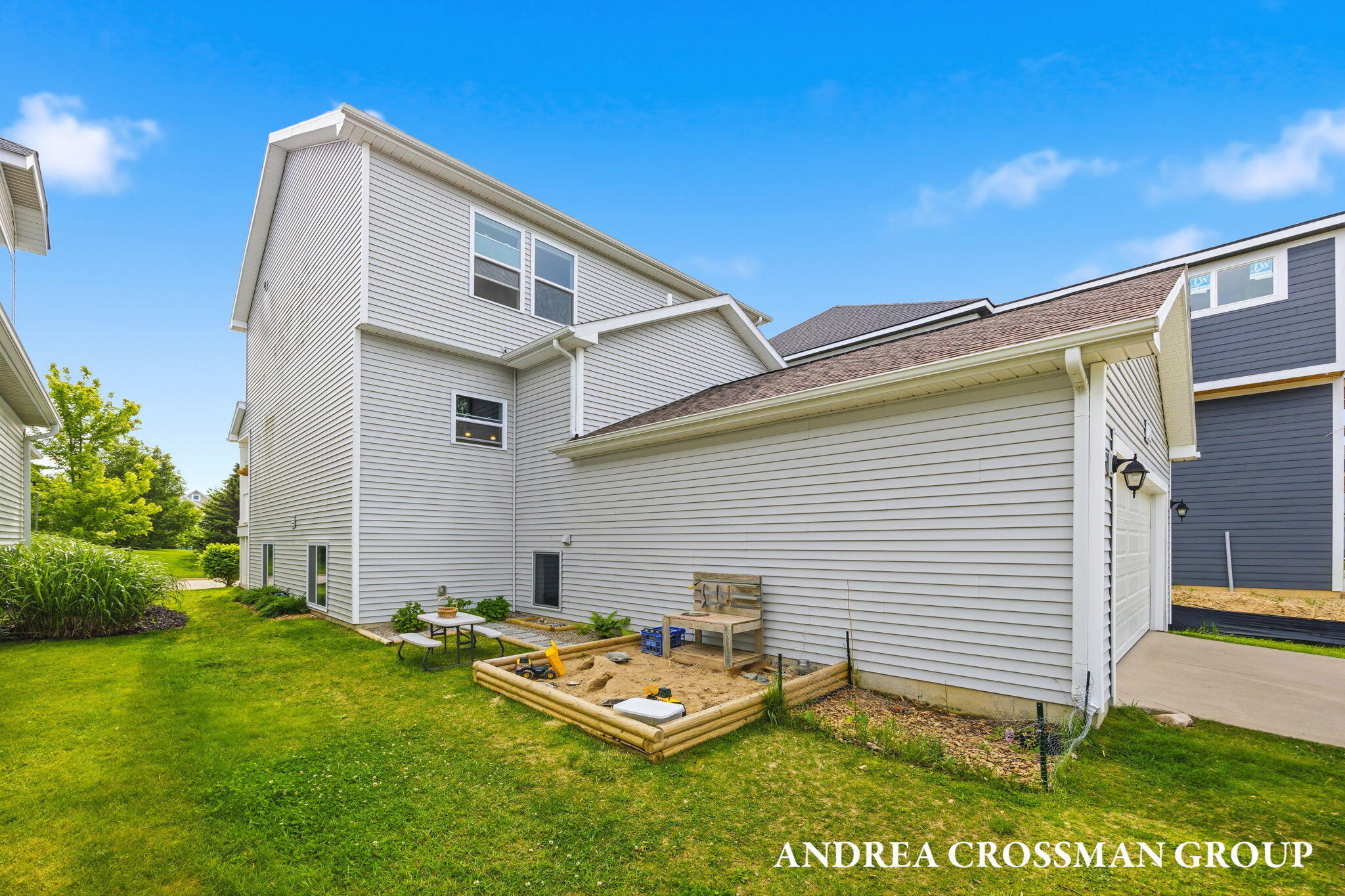 2130 Kensington Park Circle Holland MI 49423