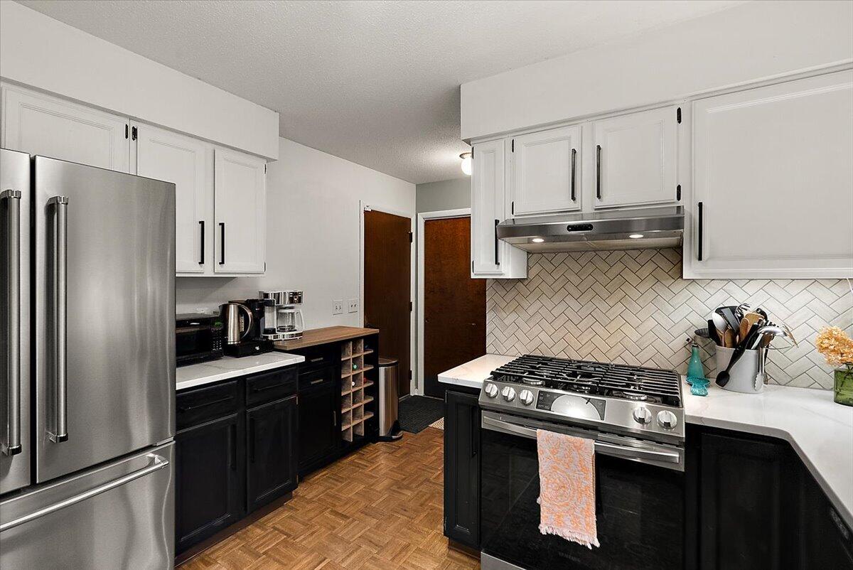 1944 Lenawee Road SE Grand Rapids MI 49506