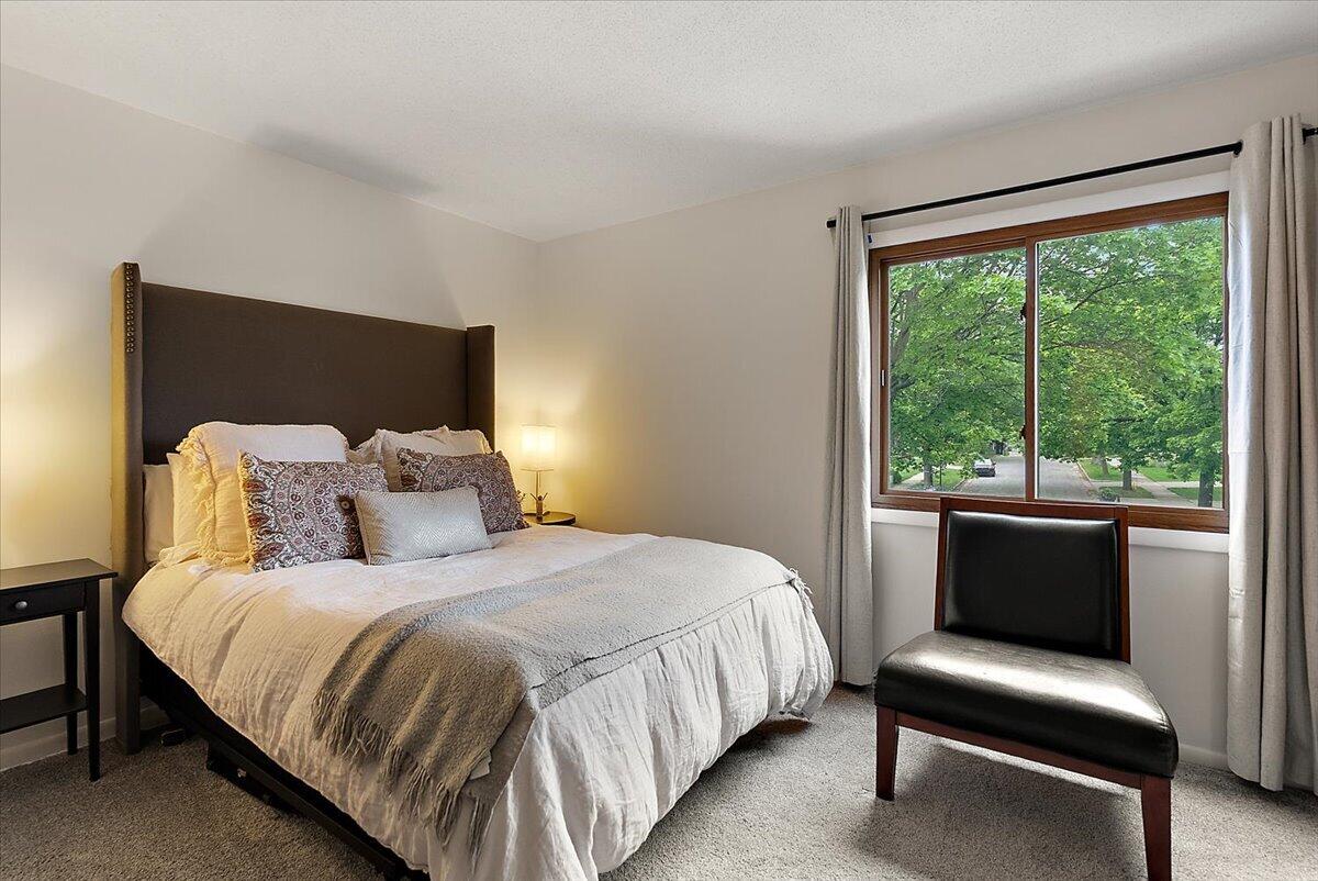 1944 Lenawee Road SE Grand Rapids MI 49506