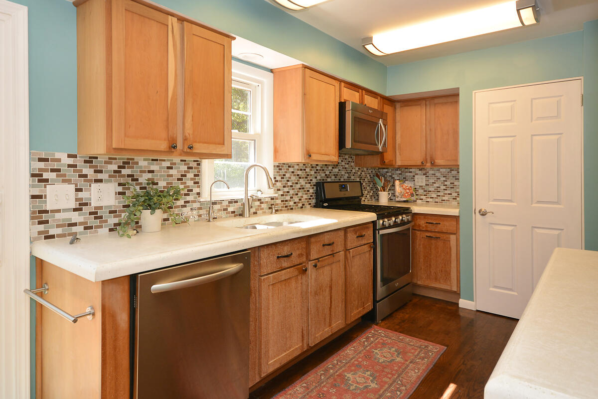 3503 Iroquois Trail Kalamazoo MI 49006