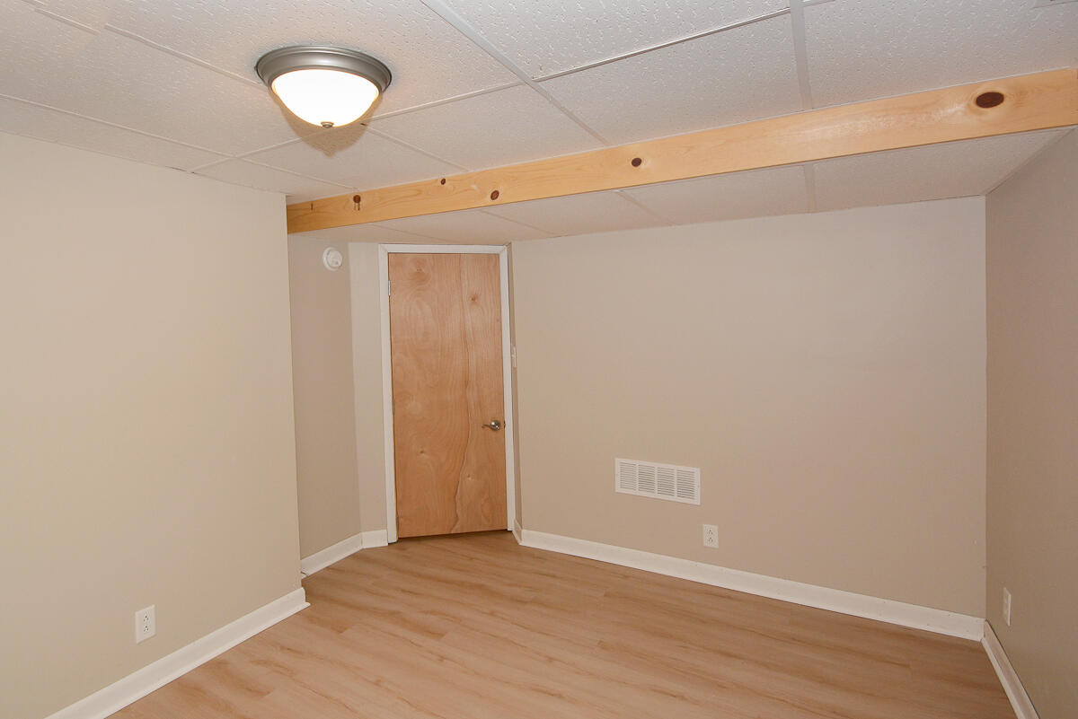3503 Iroquois Trail Kalamazoo MI 49006