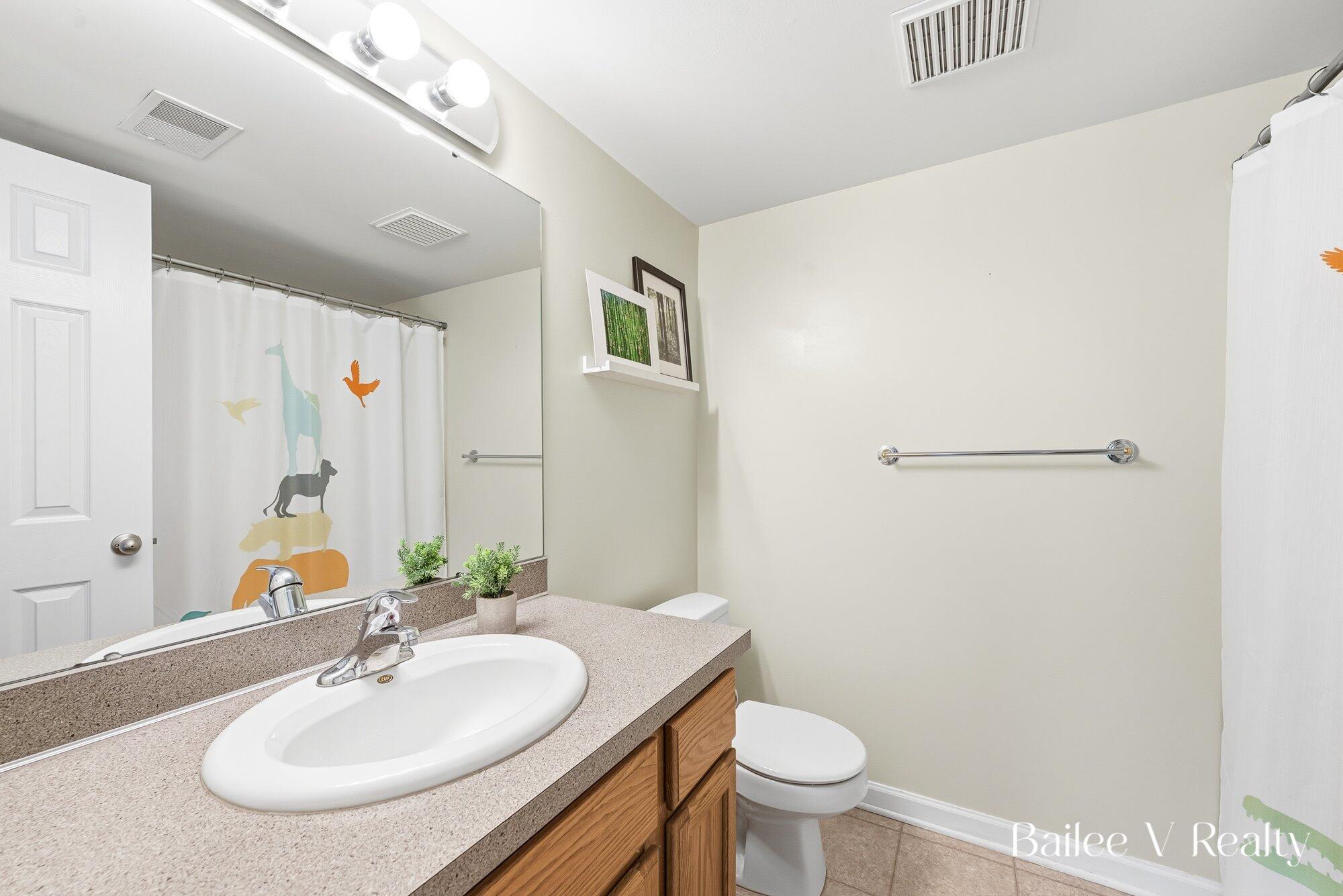 1660 Simmons Avenue NE Grand Rapids MI 49505