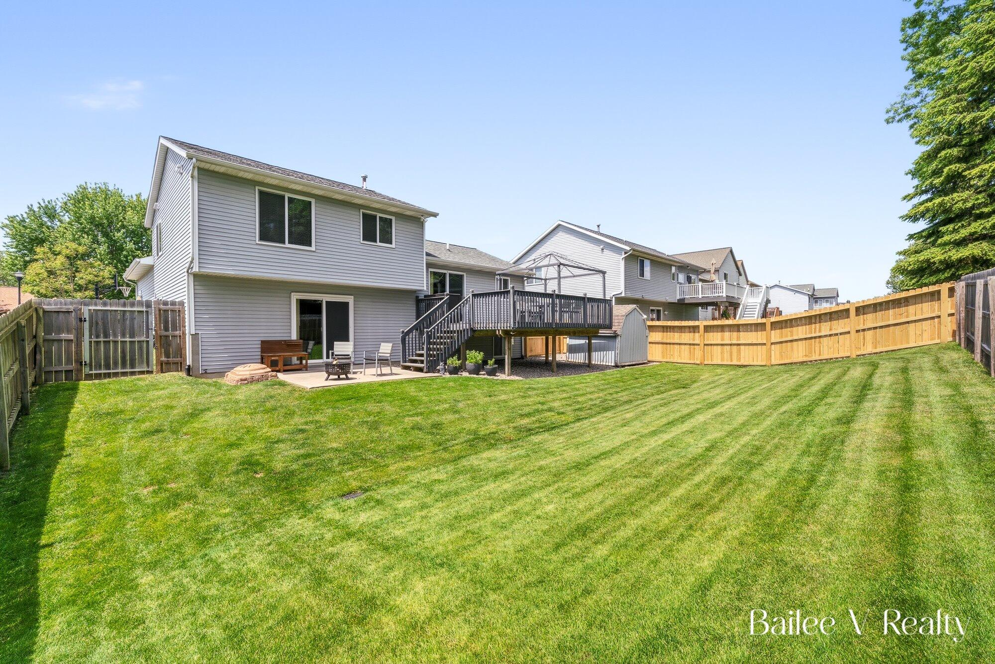 1660 Simmons Avenue NE Grand Rapids MI 49505