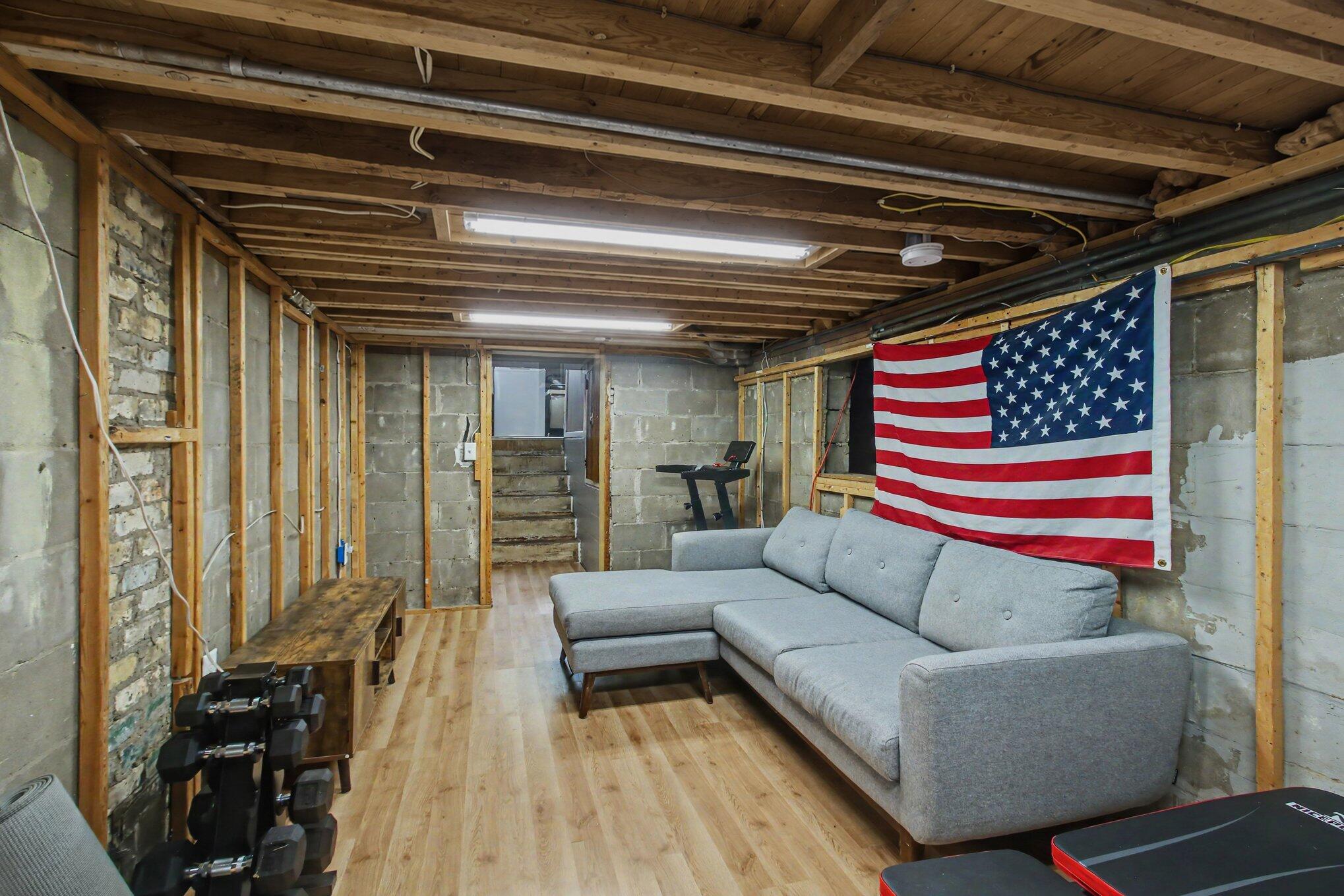 163 Highland Avenue Holland MI 49423