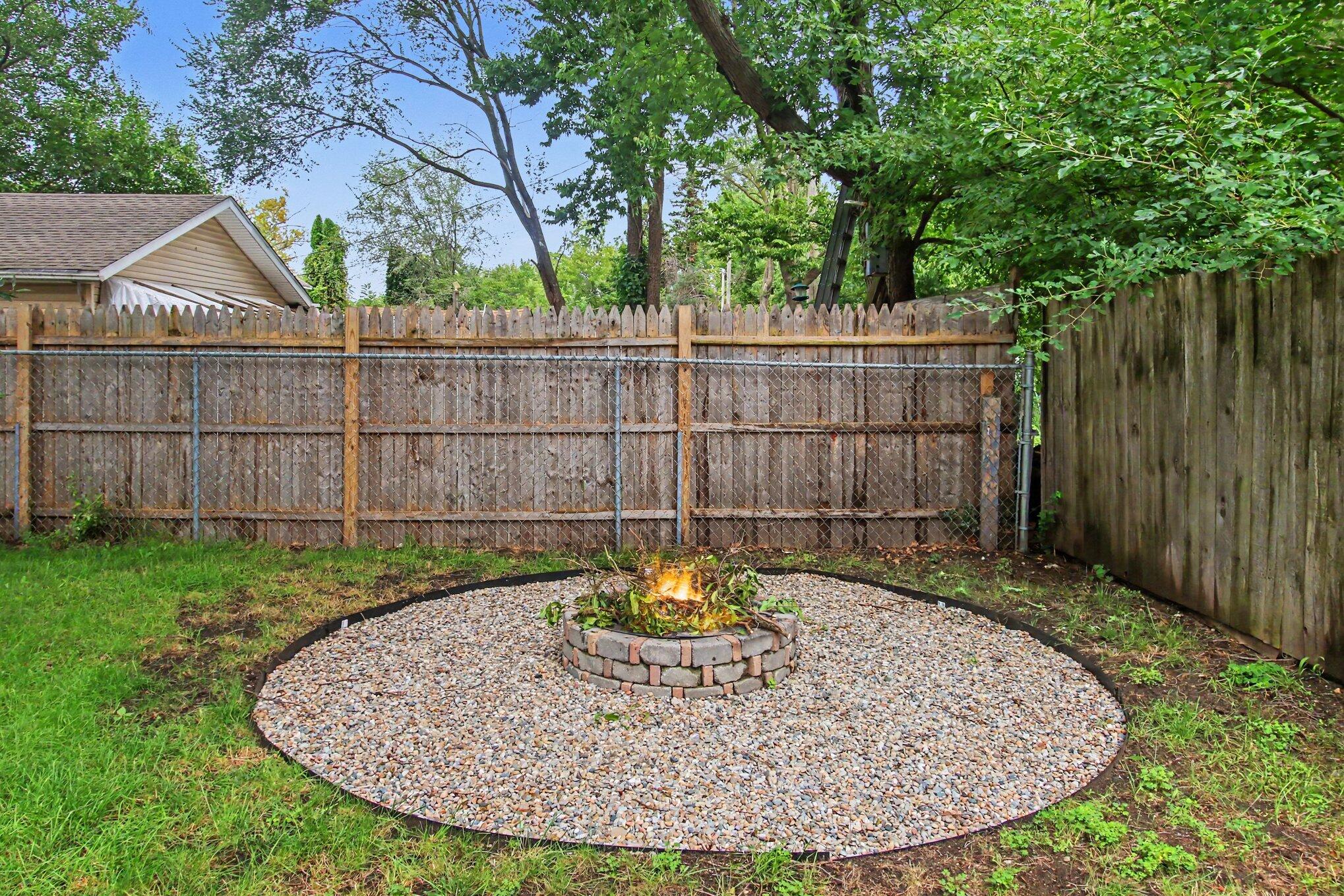 163 Highland Avenue Holland MI 49423