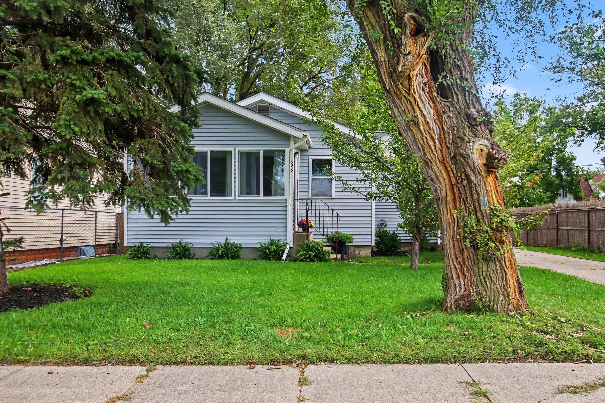 163 Highland Avenue Holland MI 49423