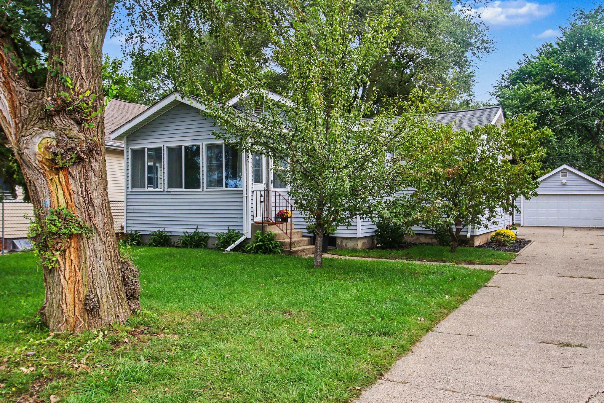 163 Highland Avenue Holland MI 49423
