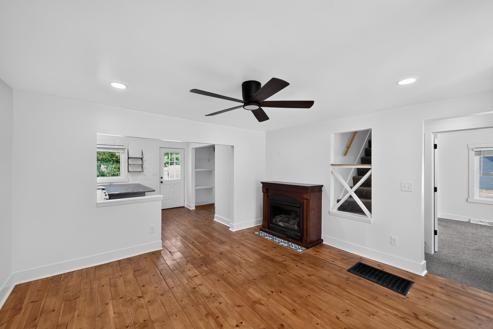 314 Magnolia Street Three Oaks MI 49128
