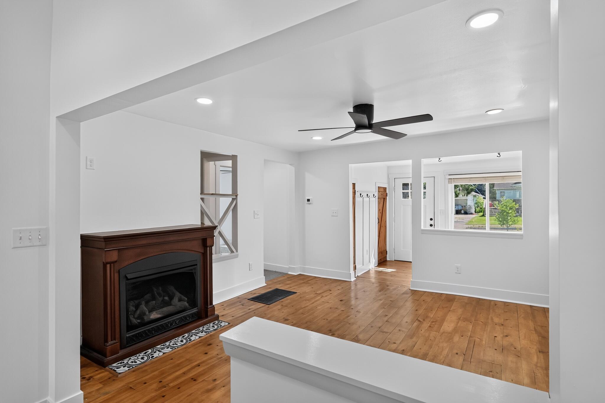 314 Magnolia Street Three Oaks MI 49128