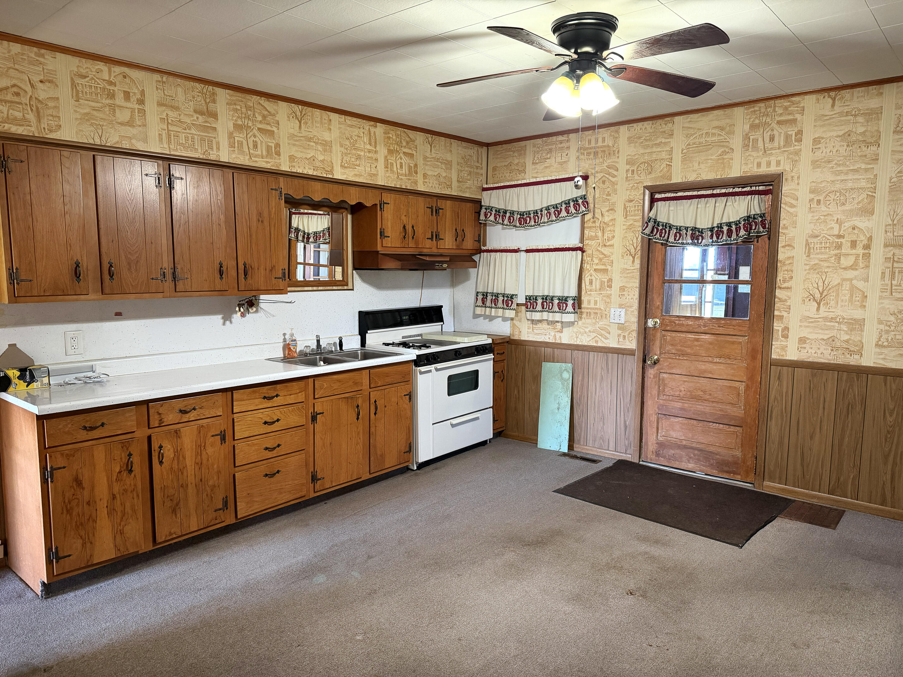 4659 Hendershot Avenue NW Grand Rapids MI 49544
