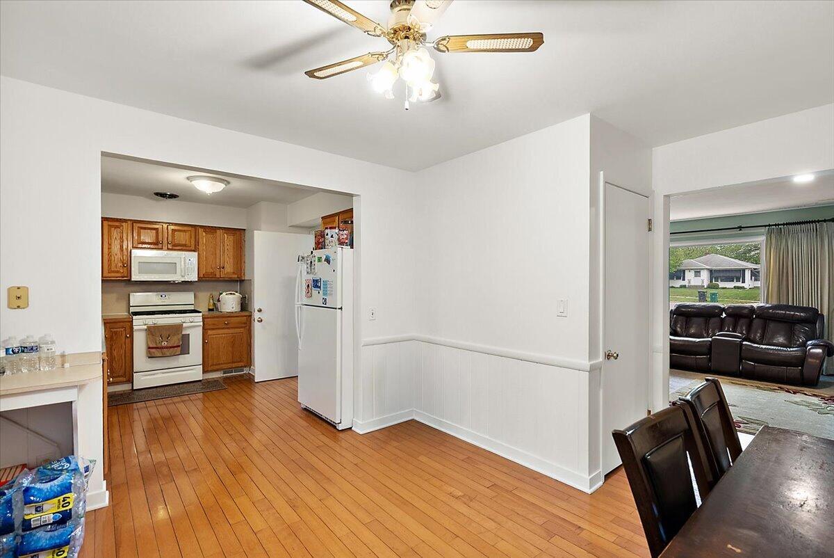 3035 E Paris Avenue SE Grand Rapids MI 49512