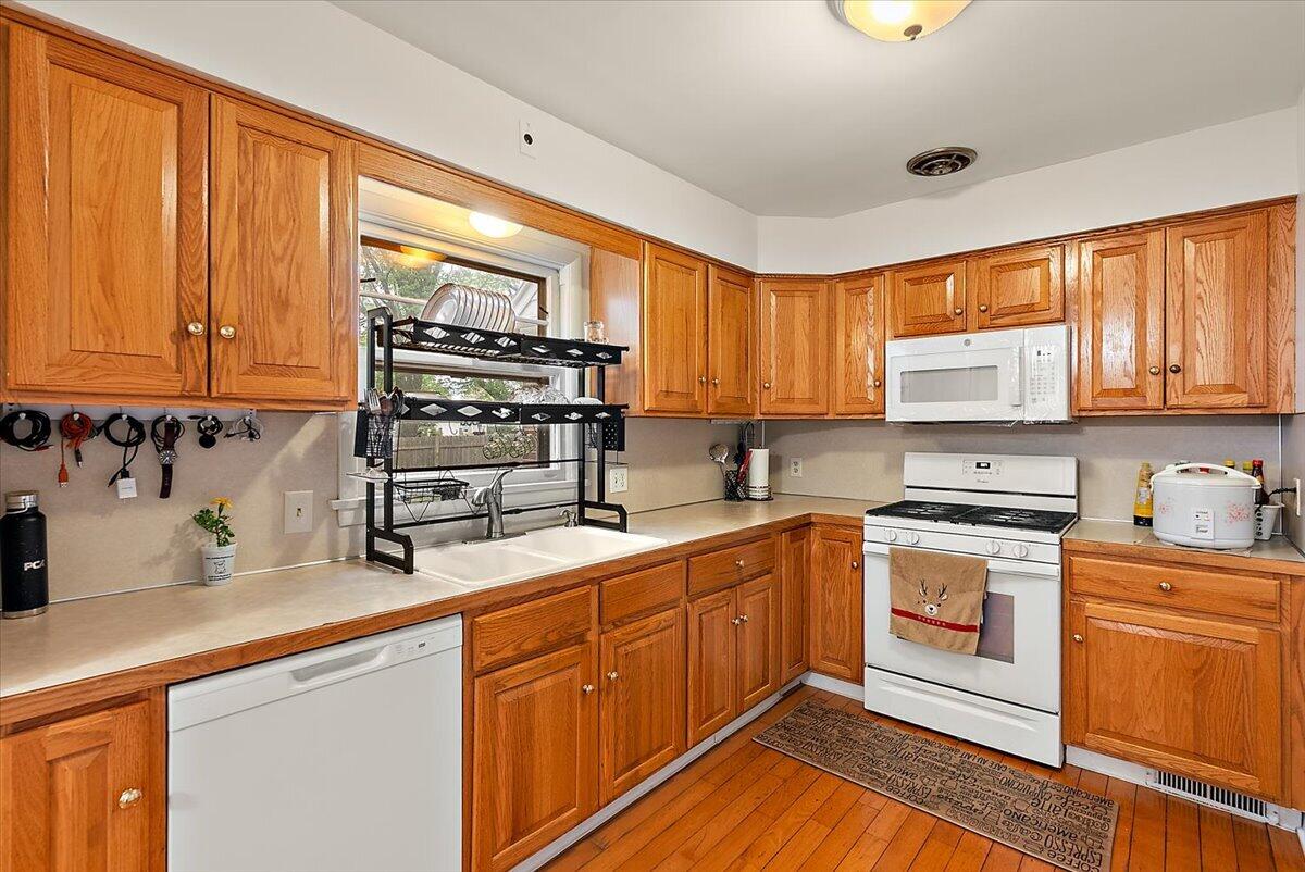 3035 E Paris Avenue SE Grand Rapids MI 49512