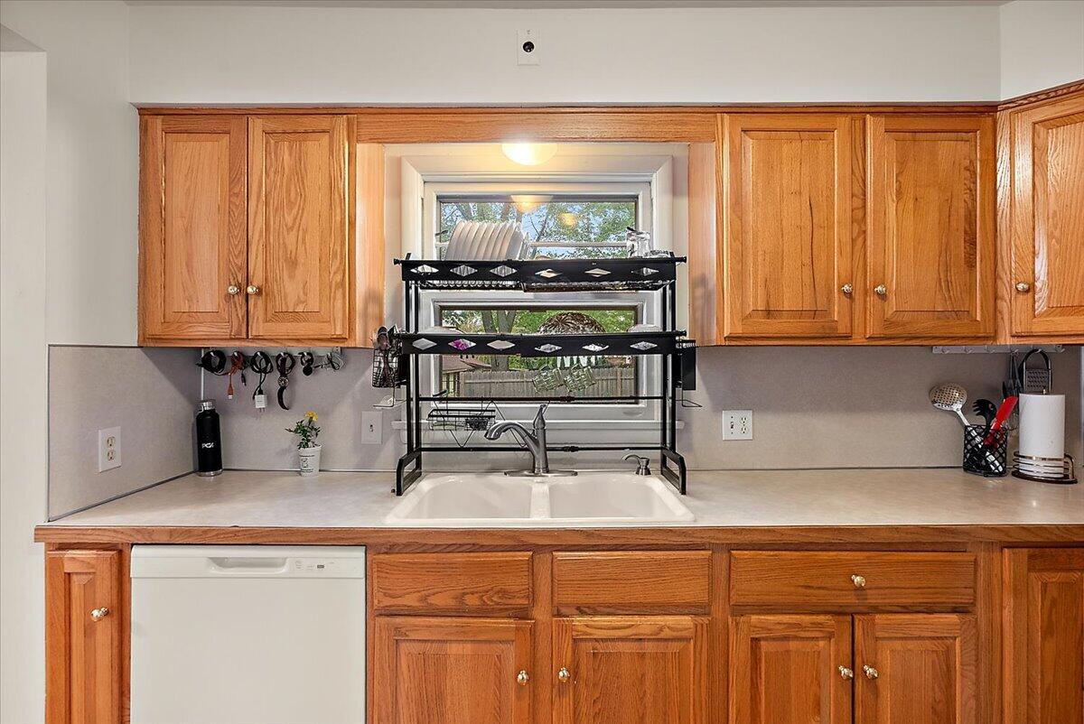 3035 E Paris Avenue SE Grand Rapids MI 49512