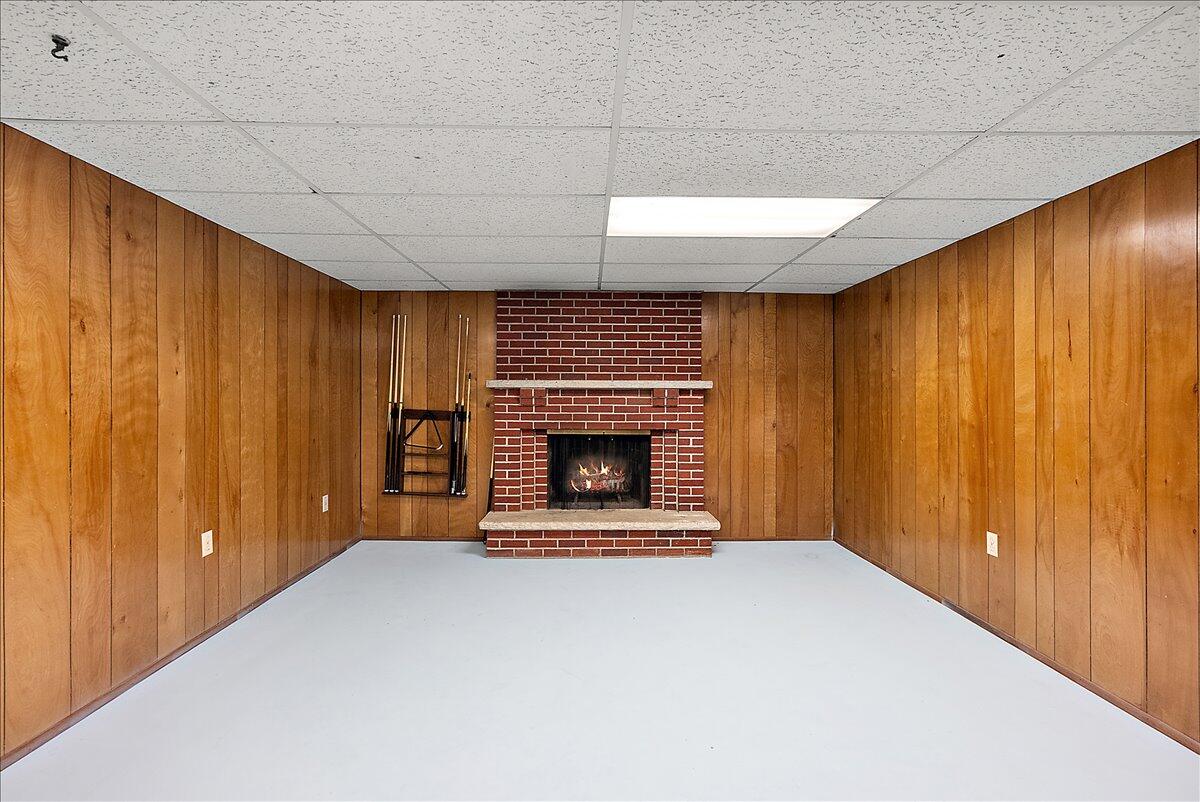 3035 E Paris Avenue SE Grand Rapids MI 49512