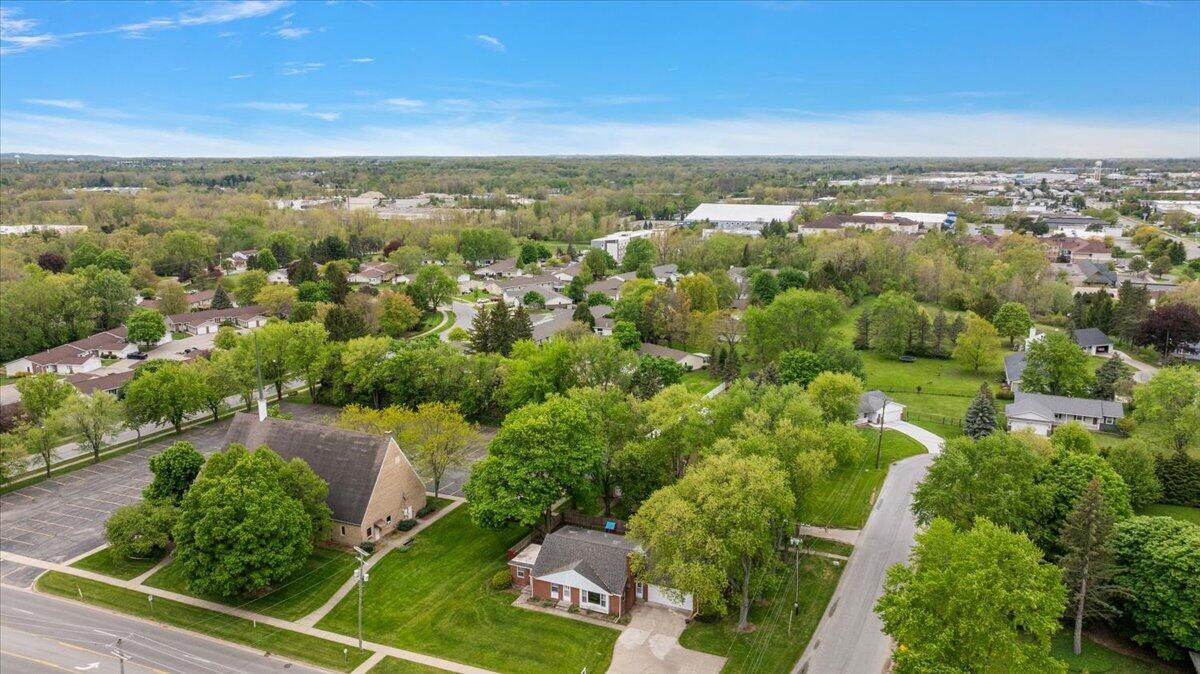 3035 E Paris Avenue SE Grand Rapids MI 49512