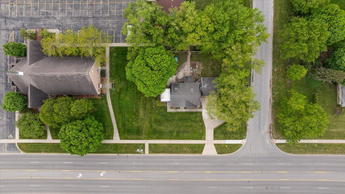 3035 E Paris Avenue SE Grand Rapids MI 49512
