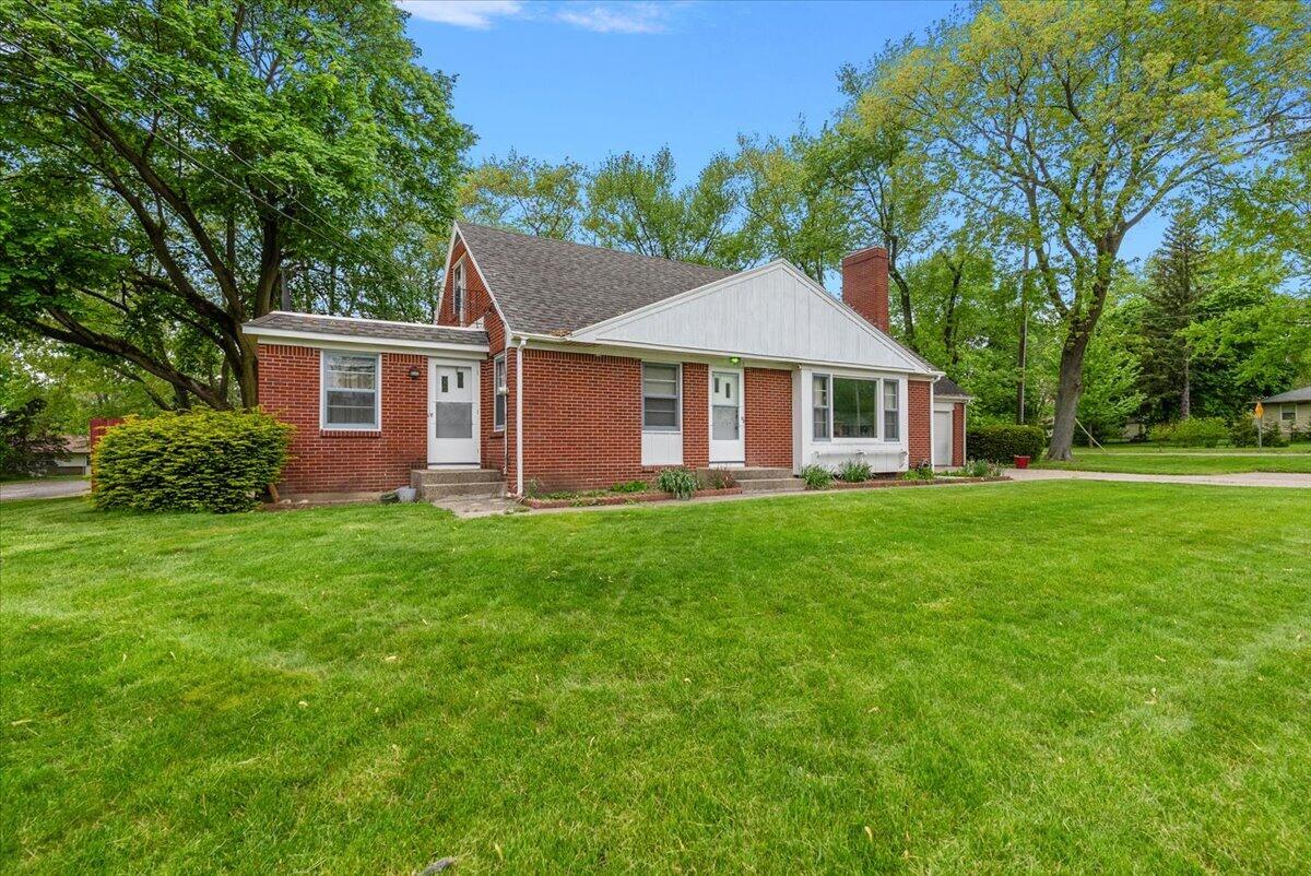 3035 E Paris Avenue SE Grand Rapids MI 49512