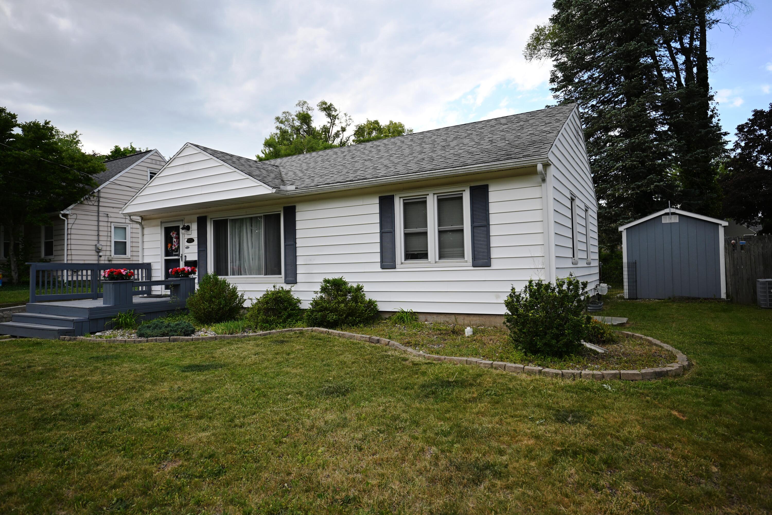 2734 Wellington Road Kalamazoo MI 49008