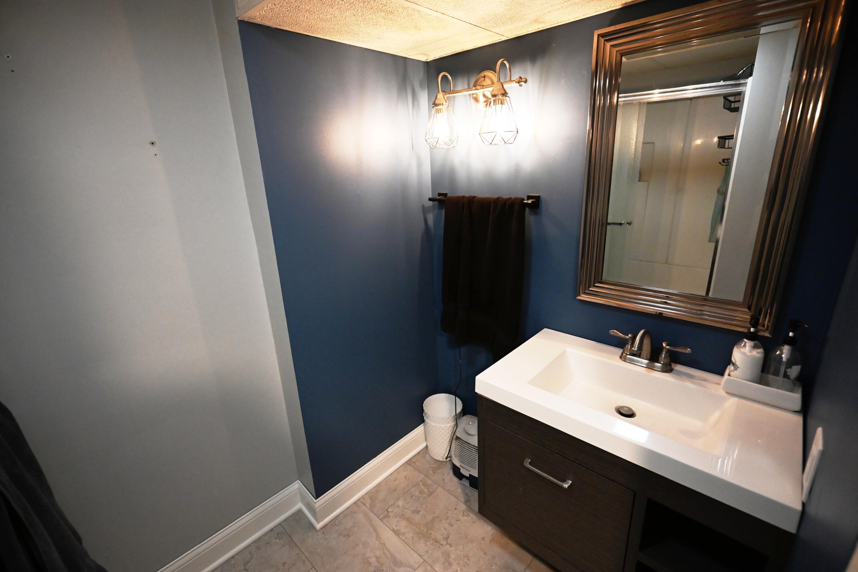 2734 Wellington Road Kalamazoo MI 49008