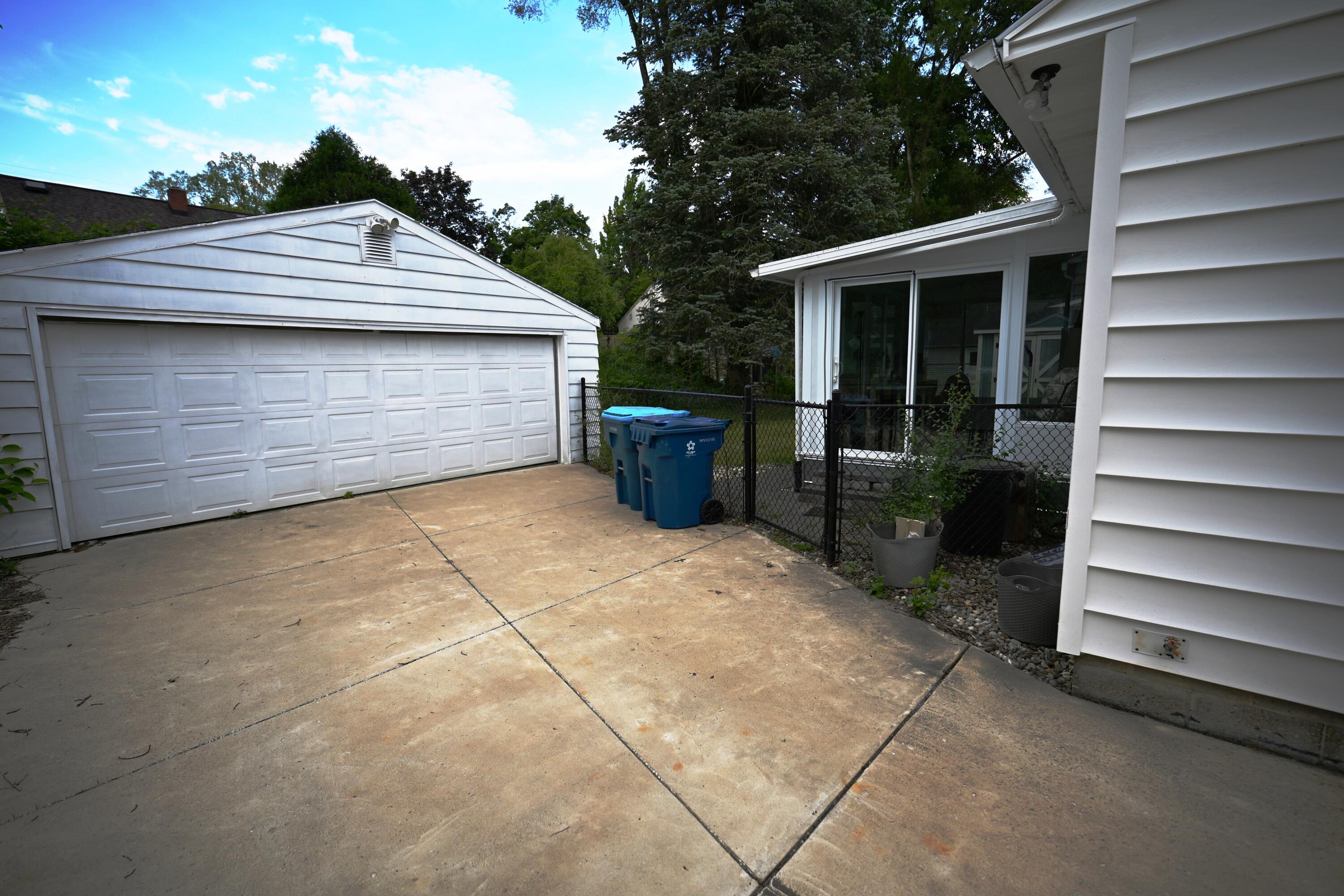 2734 Wellington Road Kalamazoo MI 49008