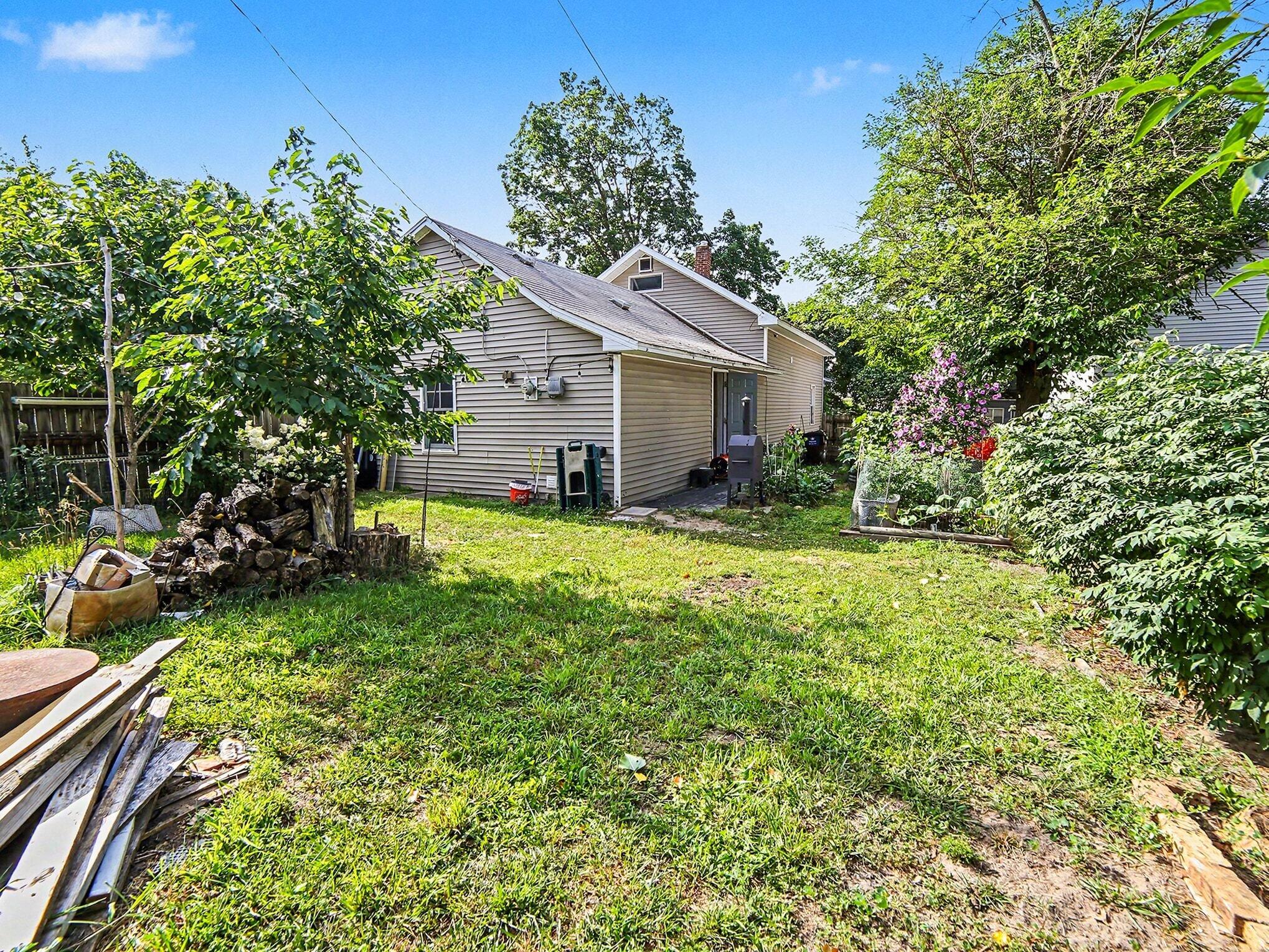 215 E Melendy Street Ludington MI 49431