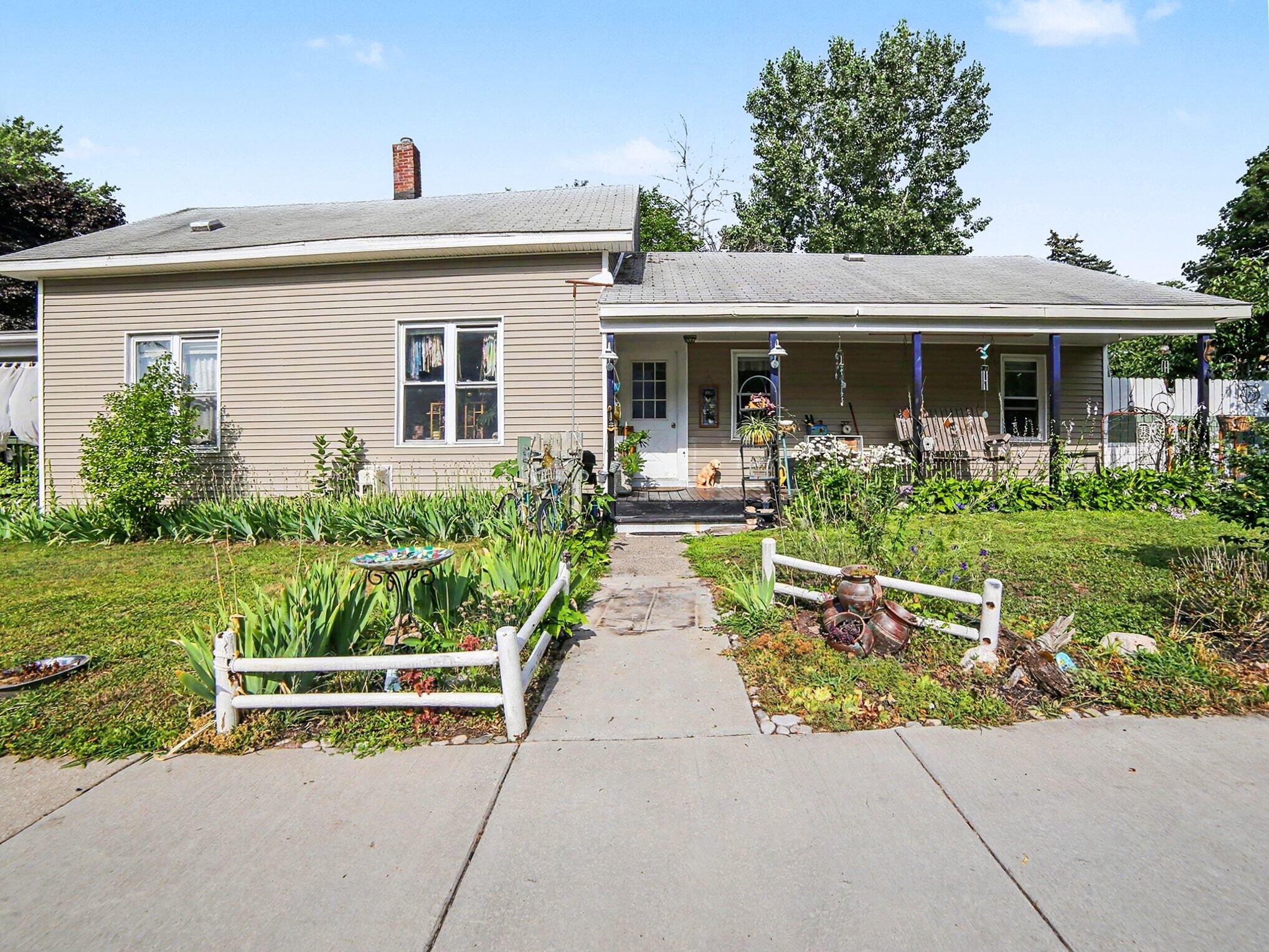 215 E Melendy Street Ludington MI 49431