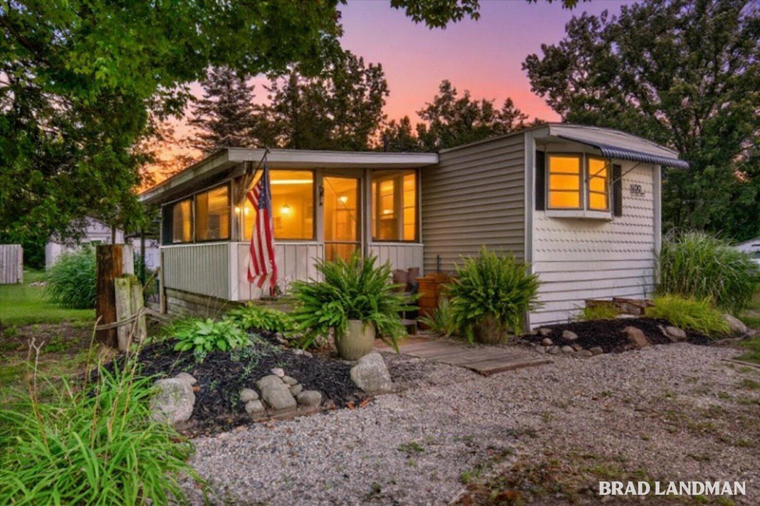 1499 Big Lake Drive Hopkins MI 49328