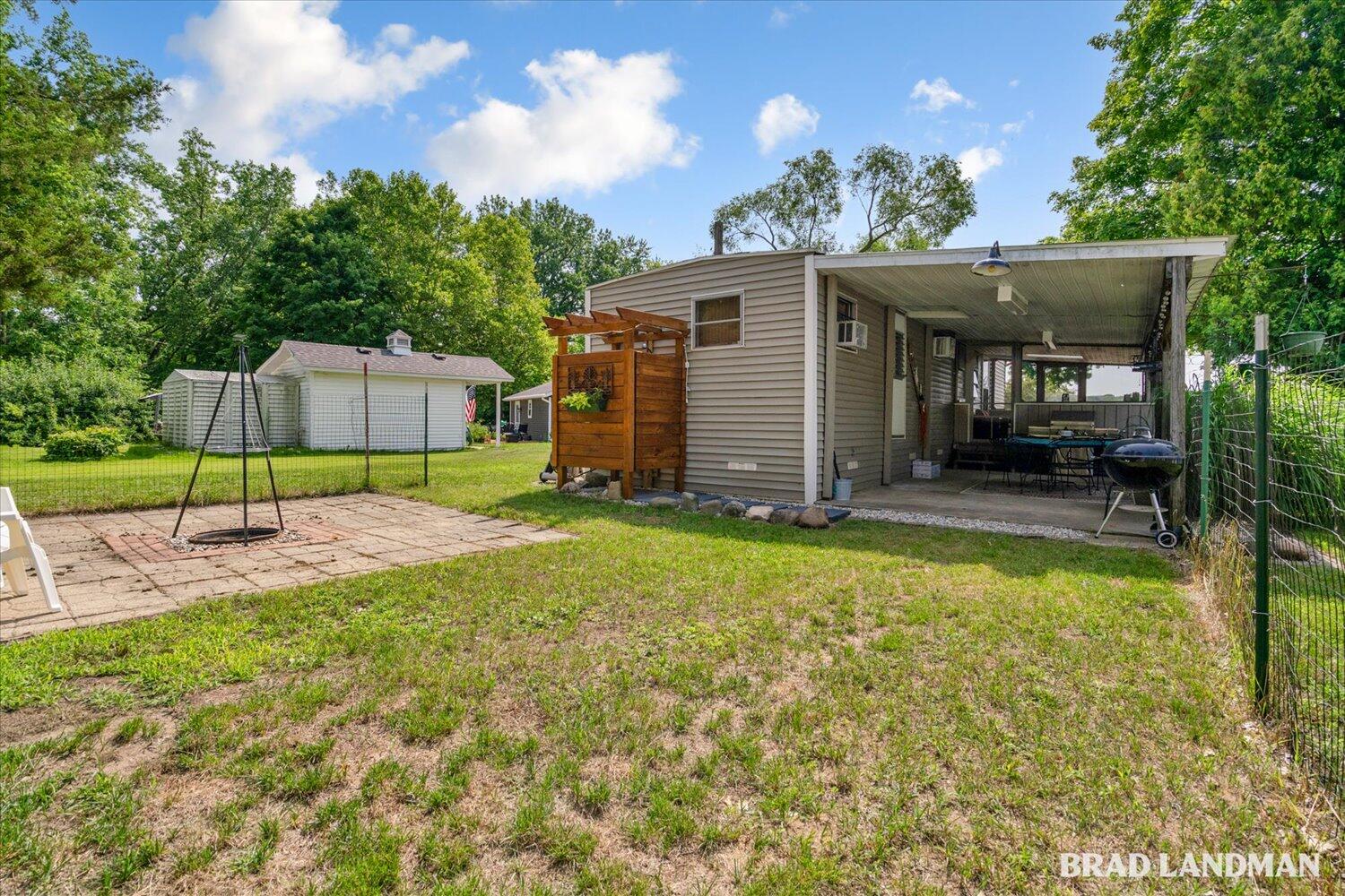 1499 Big Lake Drive Hopkins MI 49328