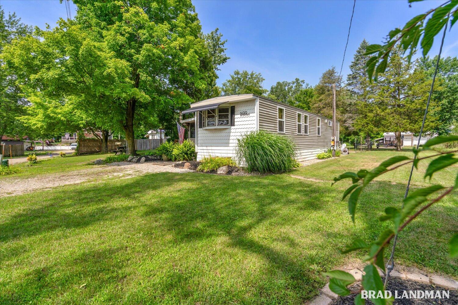 1499 Big Lake Drive Hopkins MI 49328