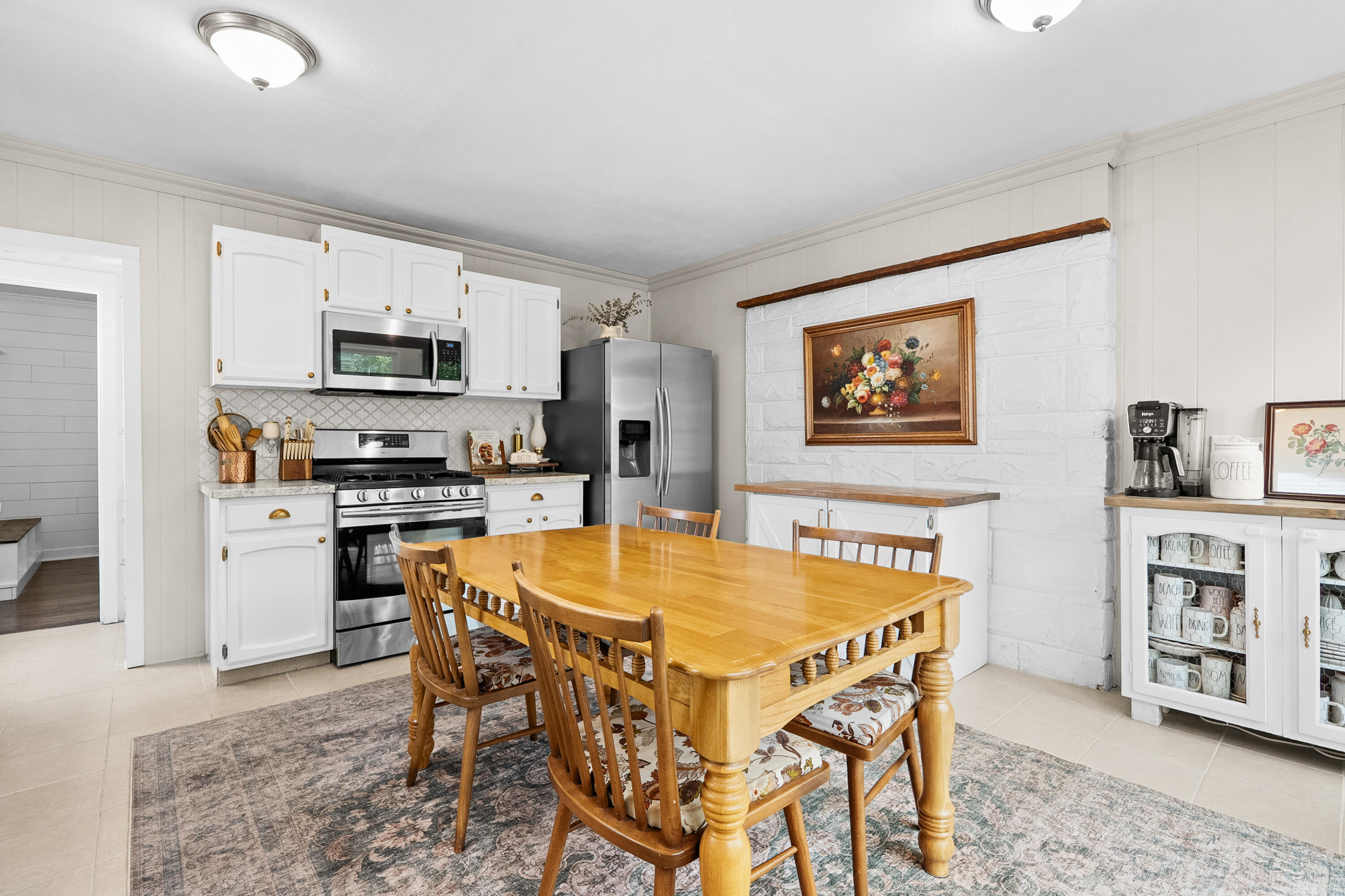 1619 Upland Drive Kalamazoo MI 49048