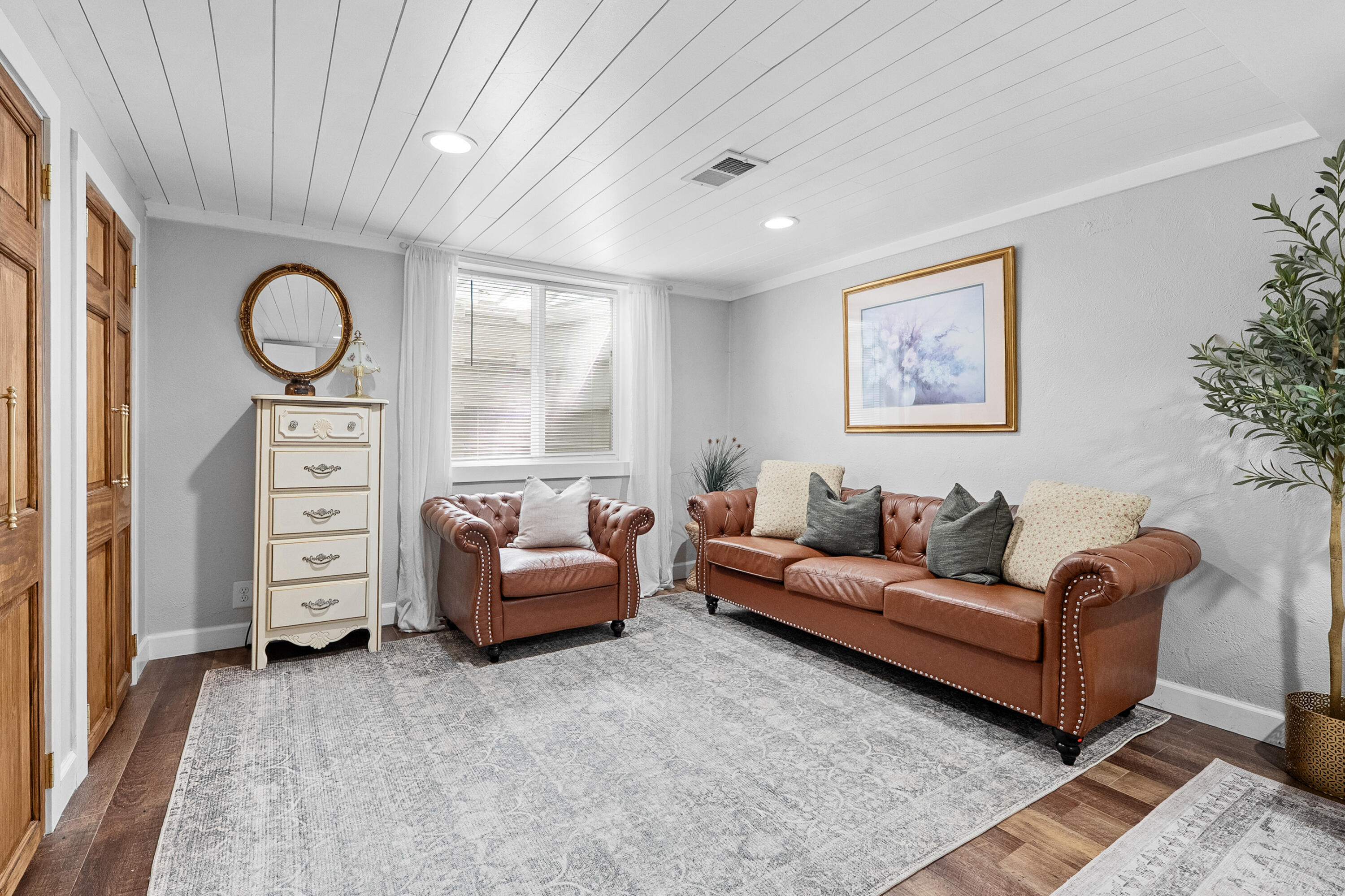 1619 Upland Drive Kalamazoo MI 49048
