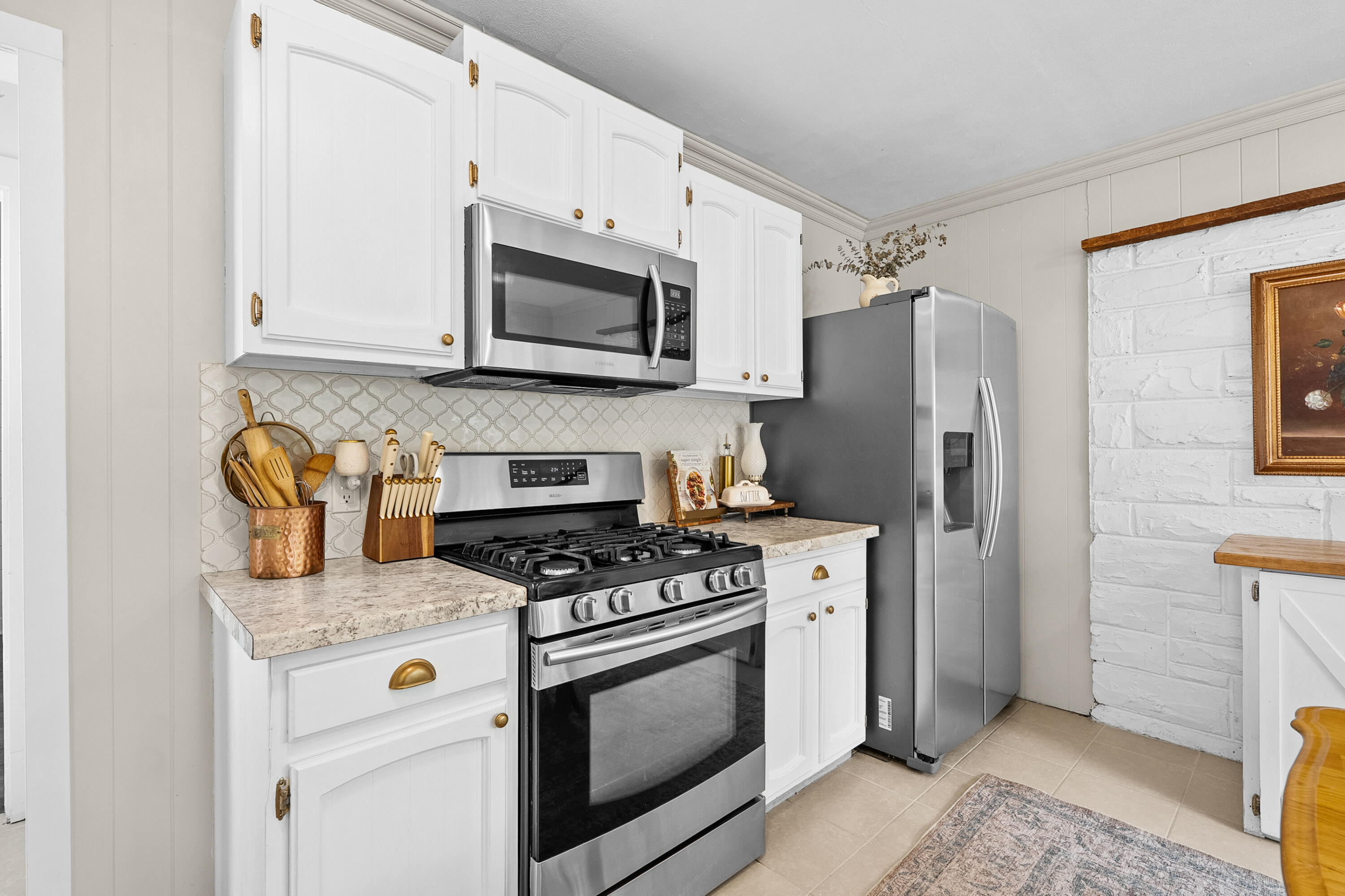 1619 Upland Drive Kalamazoo MI 49048