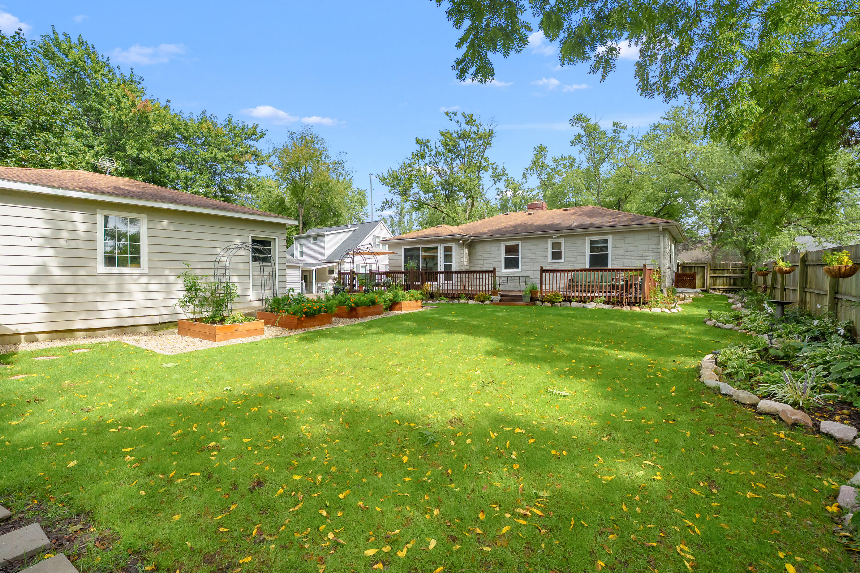 1619 Upland Drive Kalamazoo MI 49048
