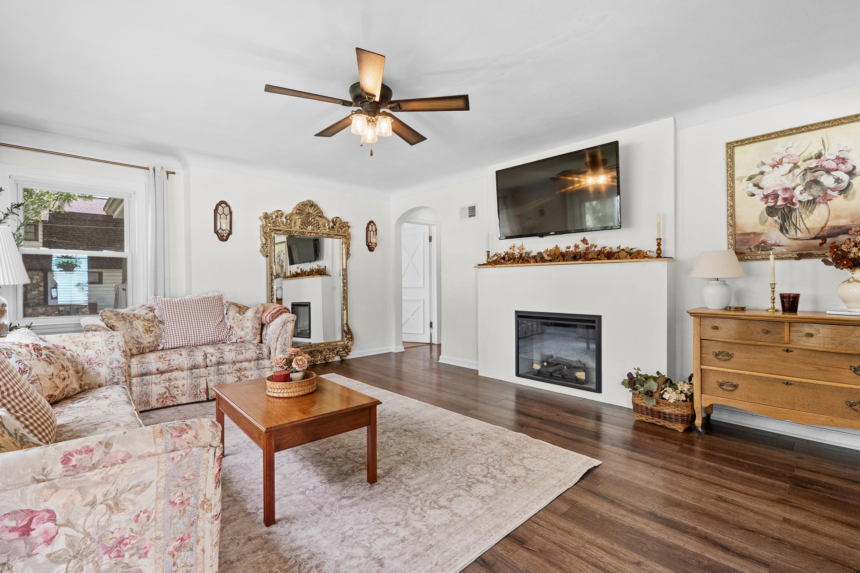1619 Upland Drive Kalamazoo MI 49048