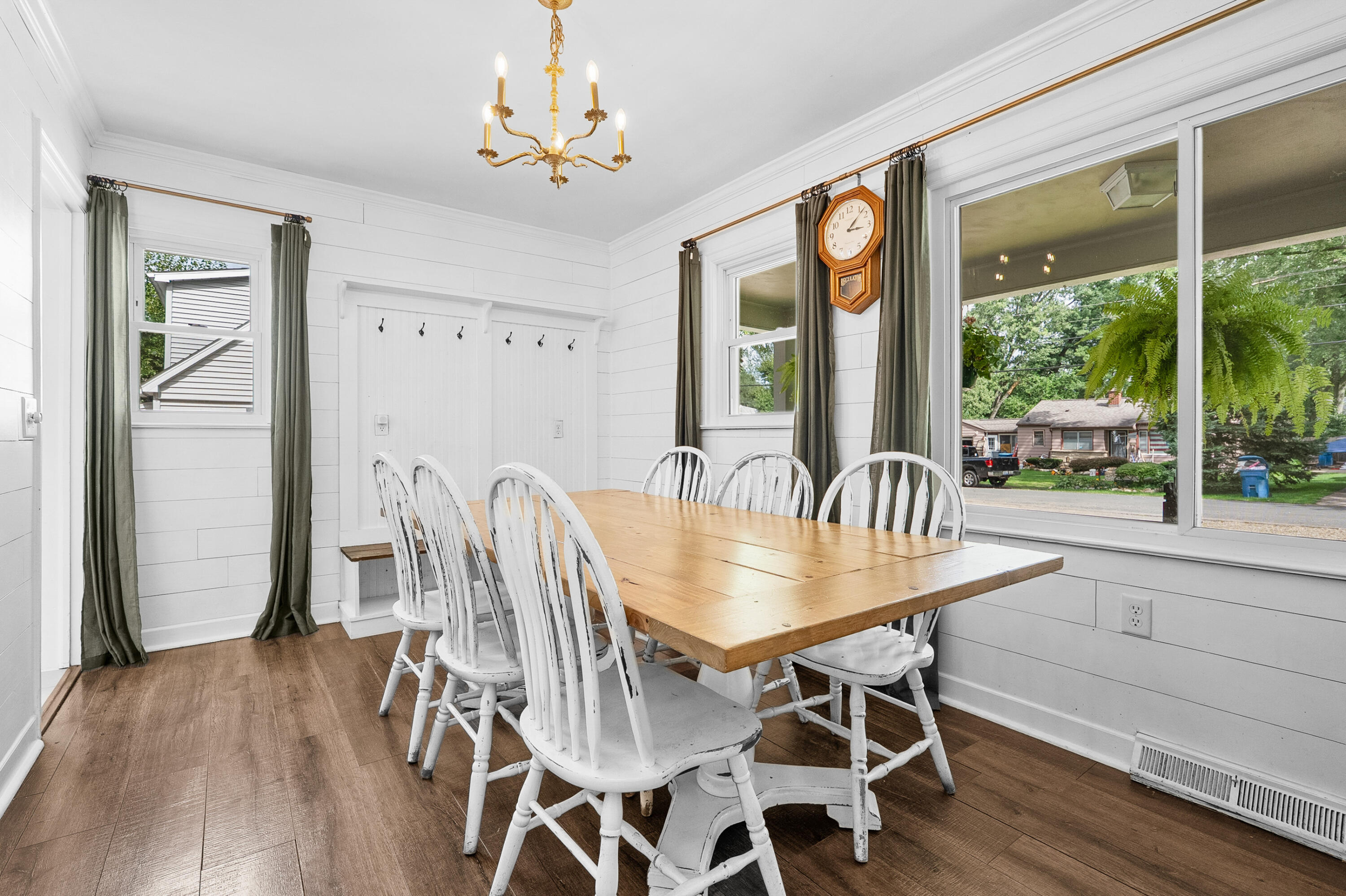 1619 Upland Drive Kalamazoo MI 49048