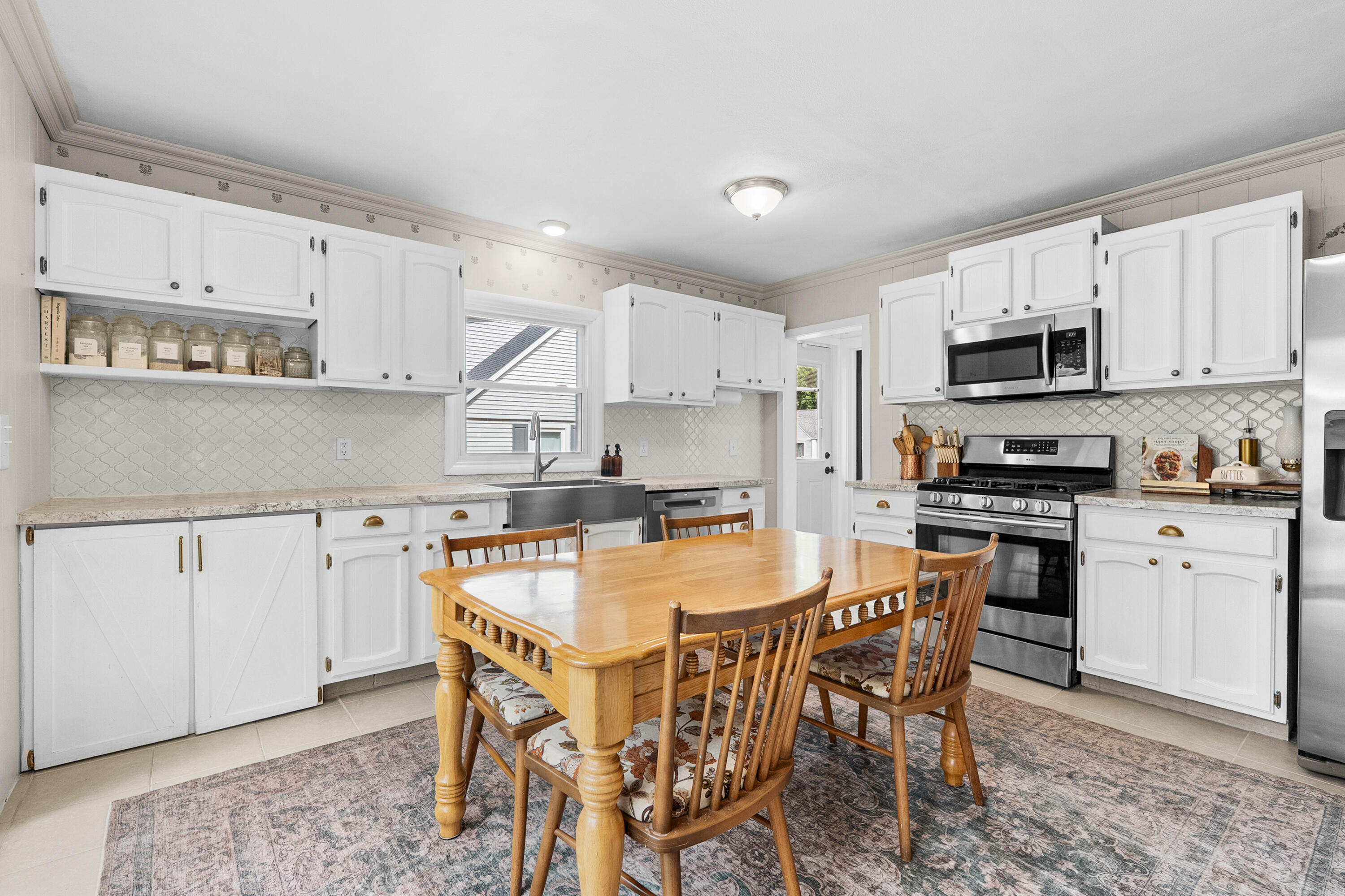 1619 Upland Drive Kalamazoo MI 49048