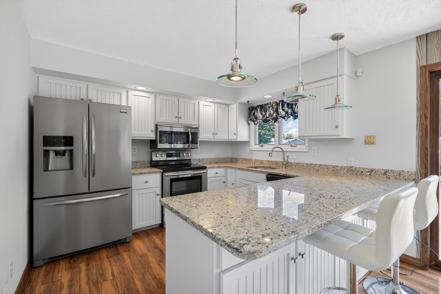 68911 Island Drive Edwardsburg MI 49112