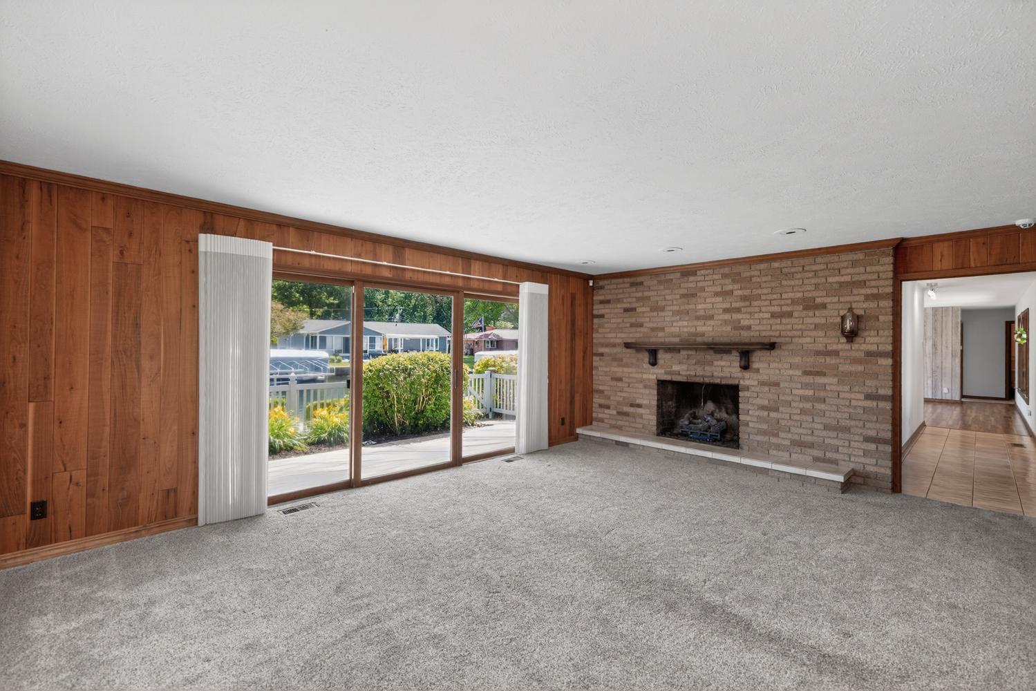 68911 Island Drive Edwardsburg MI 49112