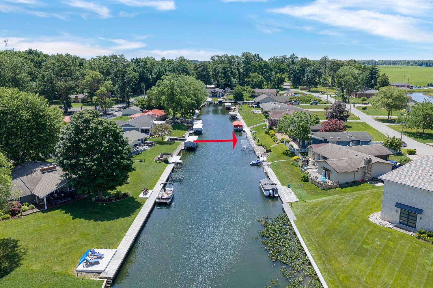 68911 Island Drive Edwardsburg MI 49112