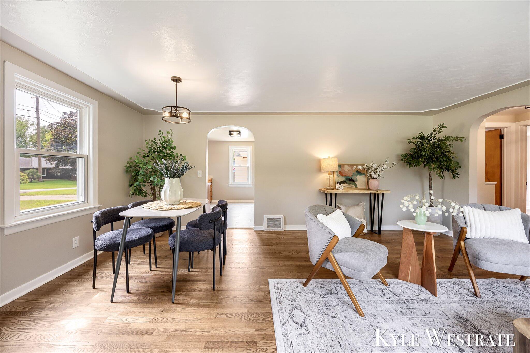 4205 Hillsdale Avenue NE Grand Rapids MI 49525