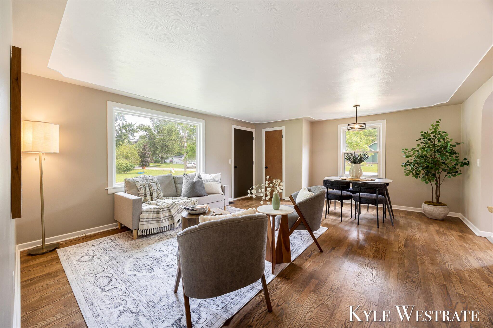 4205 Hillsdale Avenue NE Grand Rapids MI 49525