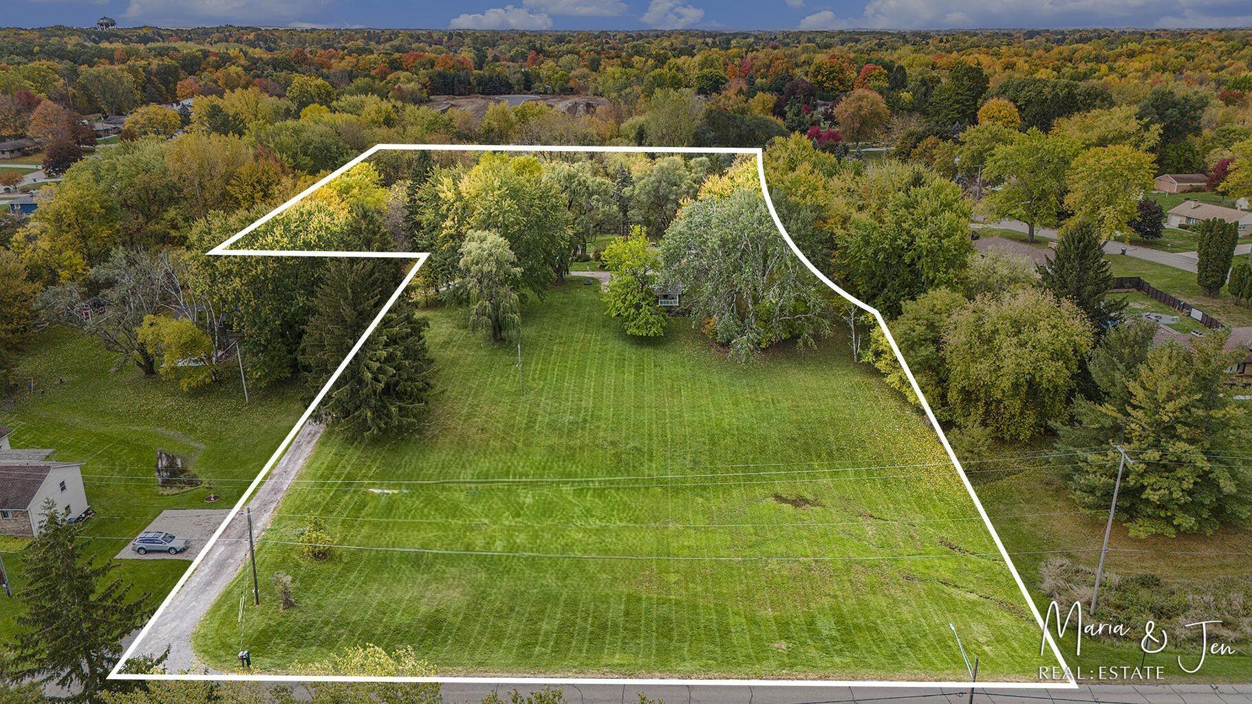 3120 Richmond Street NW Grand Rapids MI 49534