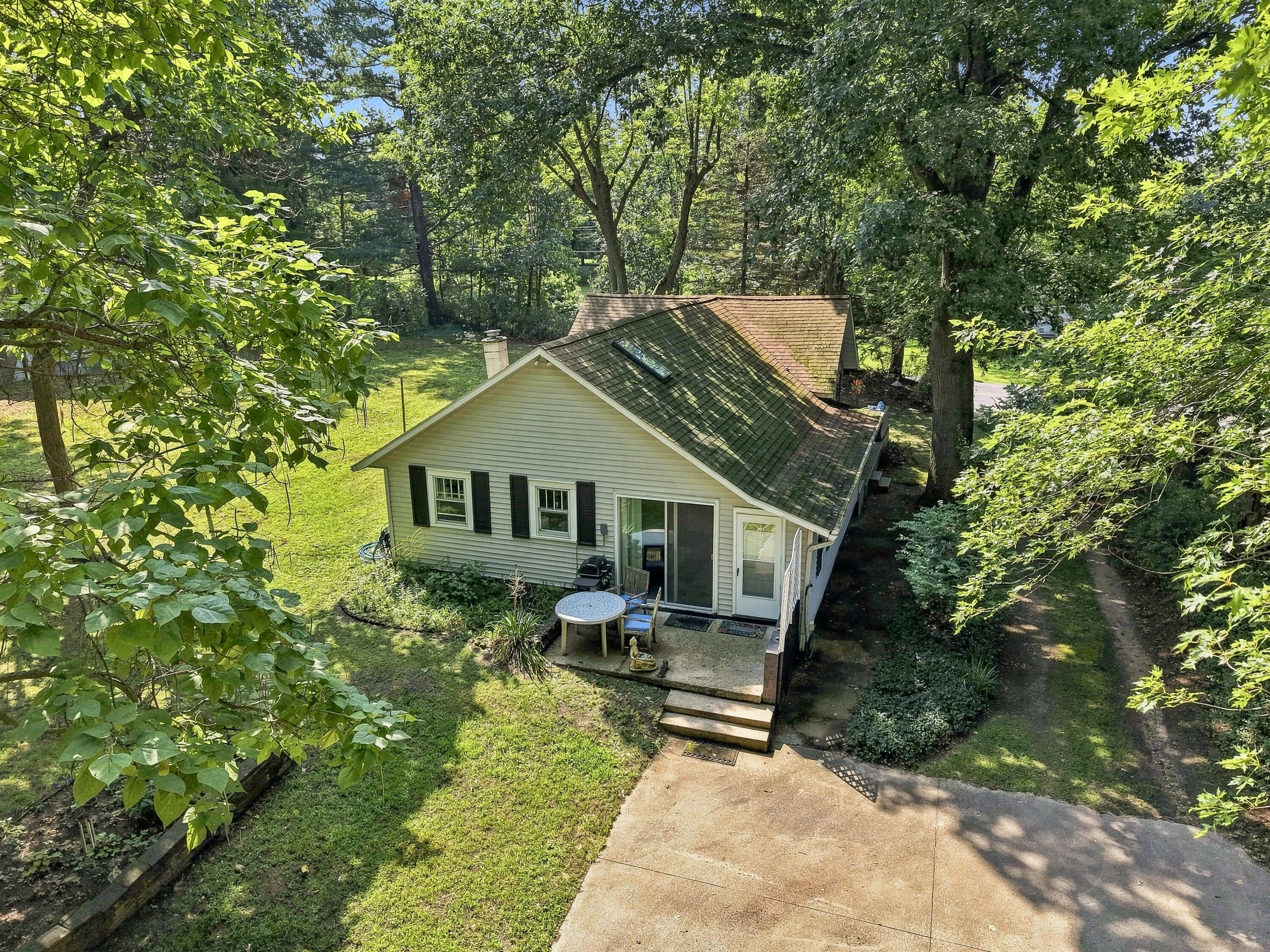 2991 W Marquette Woods Road Stevensville MI 49127