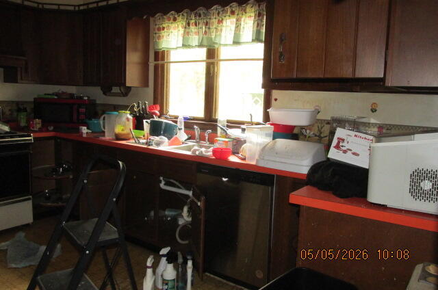 207 Cherry Street Allegan MI 49010